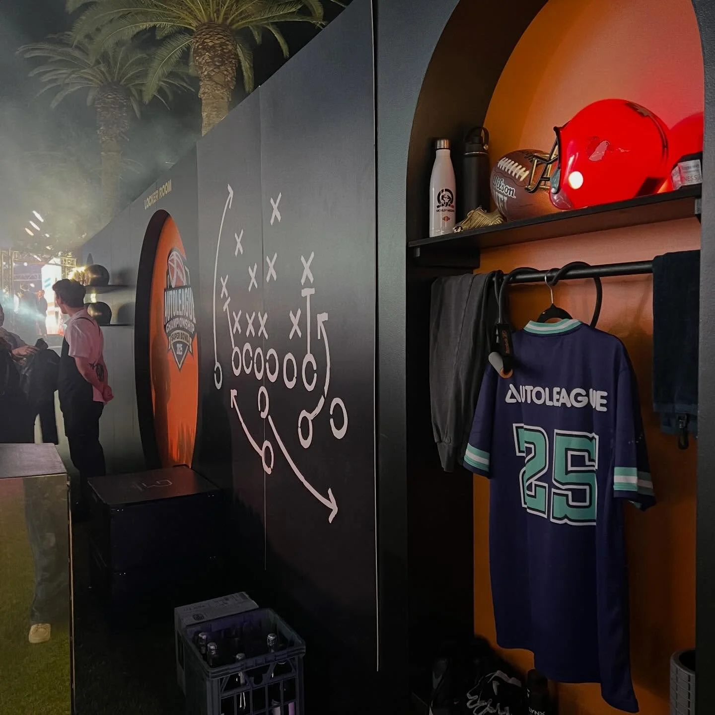 @knownassociatesevents superstar design team worked overtime to deliver custom #superbowl elements for the @autoleagueaus Awards strategic lead-up and throughout the event set. From sketch to reality we spray painted, built, created video, overlays, 