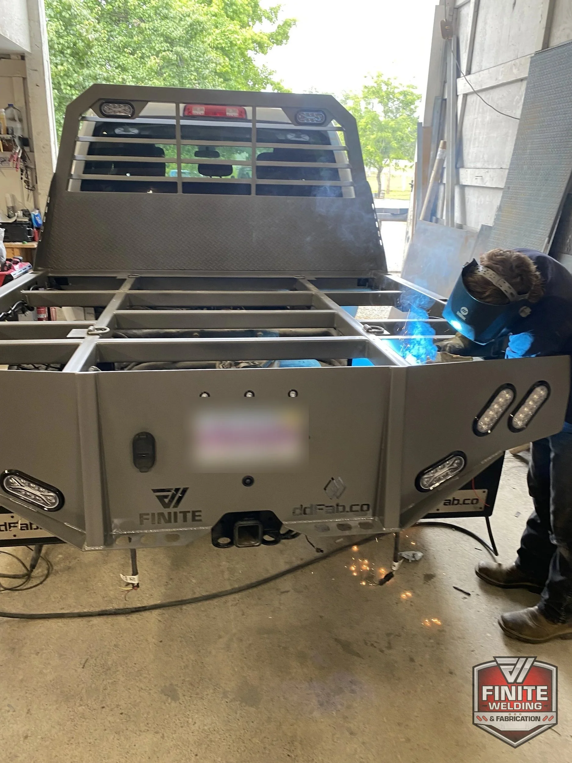 Ram HD sandblasted steel flatbed, view 6