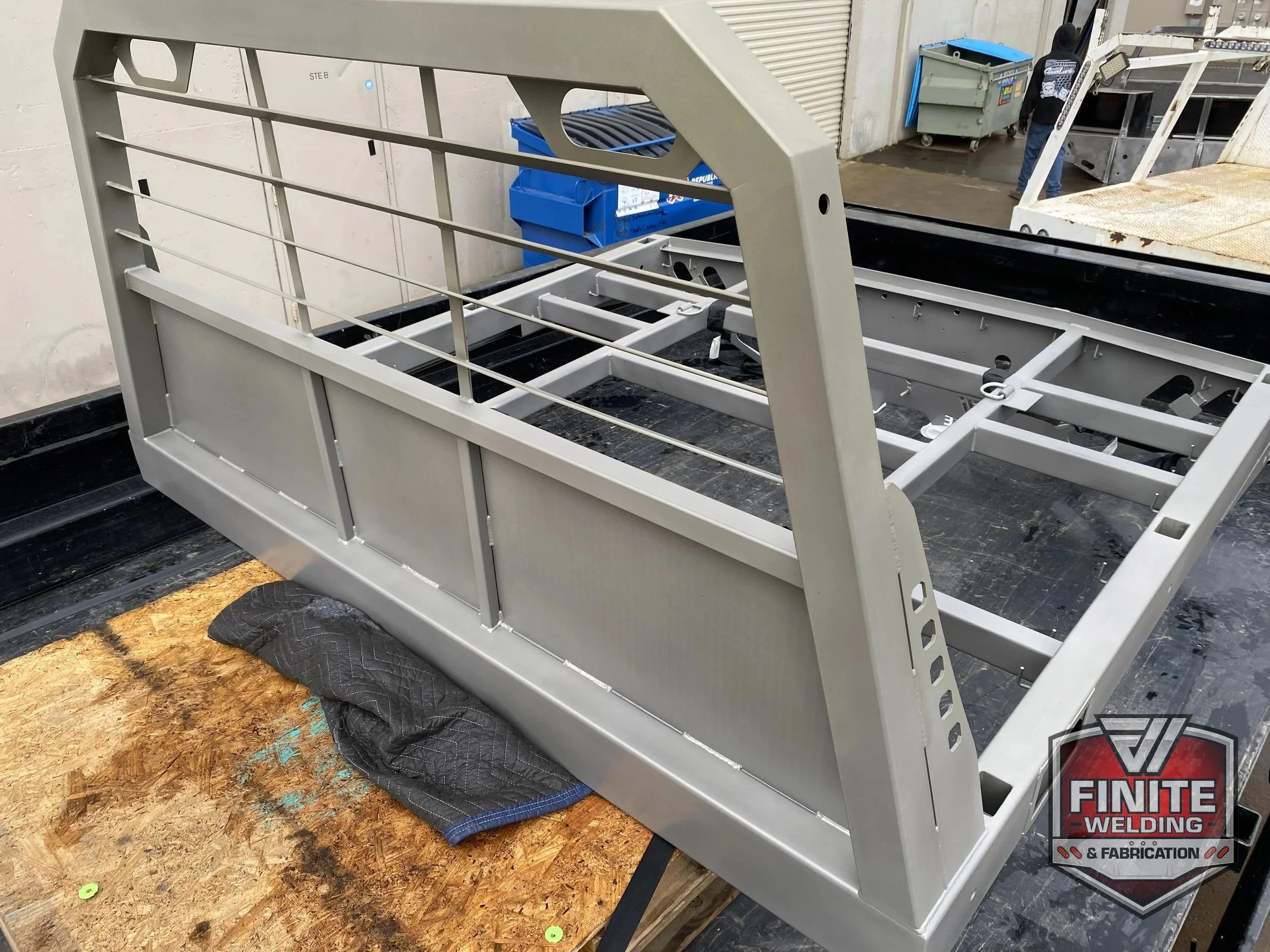 Ram HD sandblasted steel flatbed, view 8