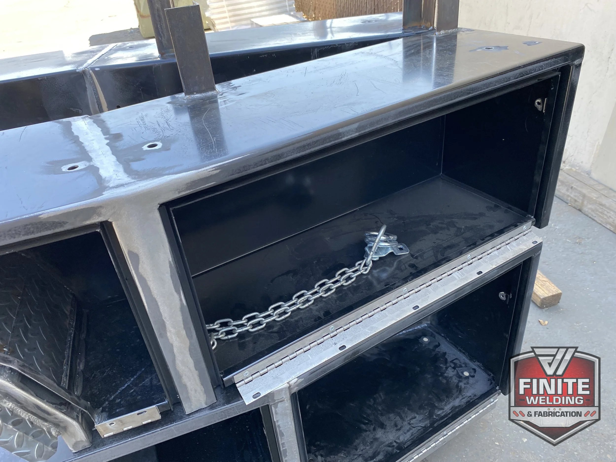 2013 GMC Sierra 3500 dually custom flatbed, view 11