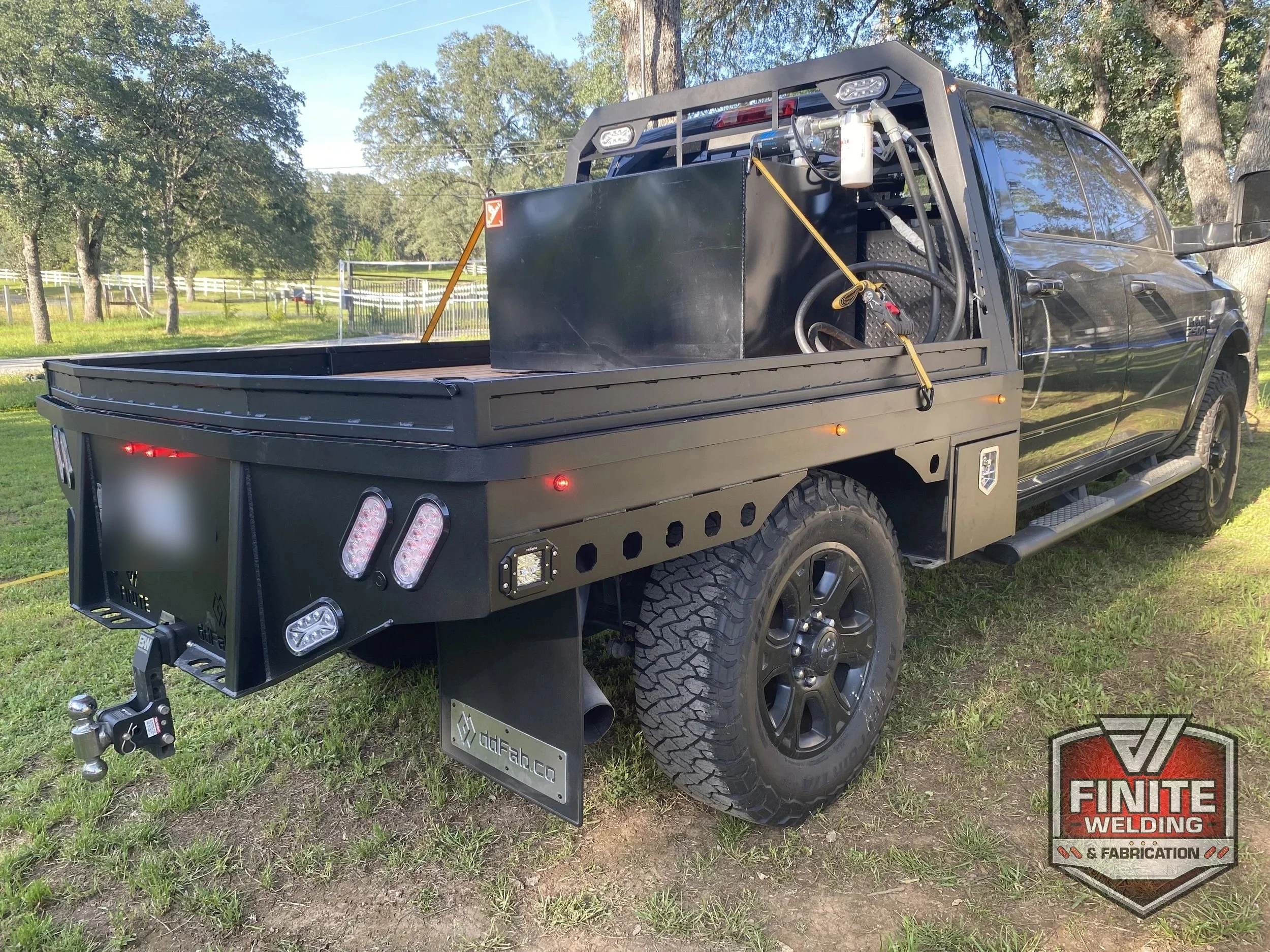 Ram 2500 black short bed flatbed, view 2