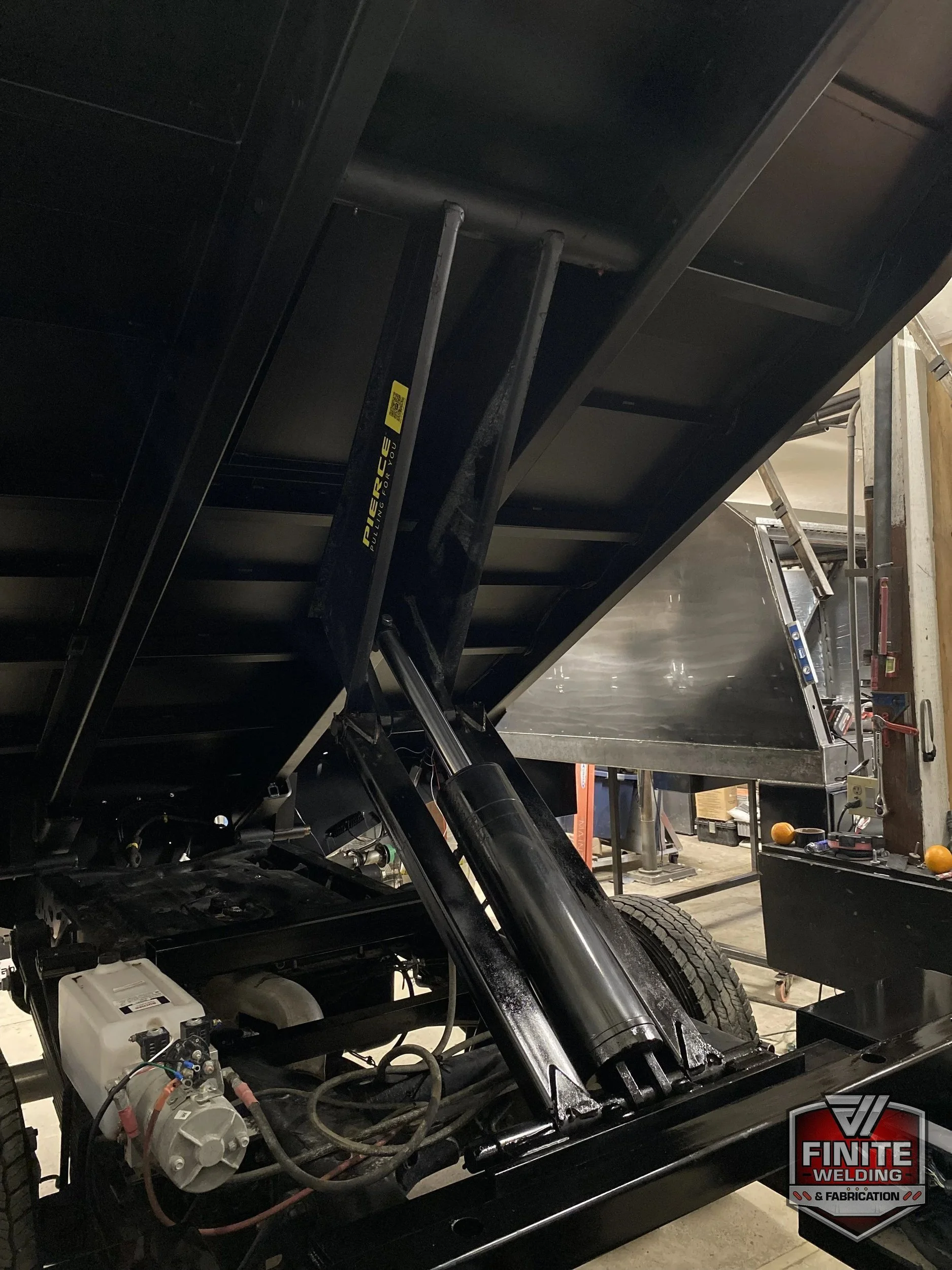 2023 Ram 5500 steel dump bed, view 8