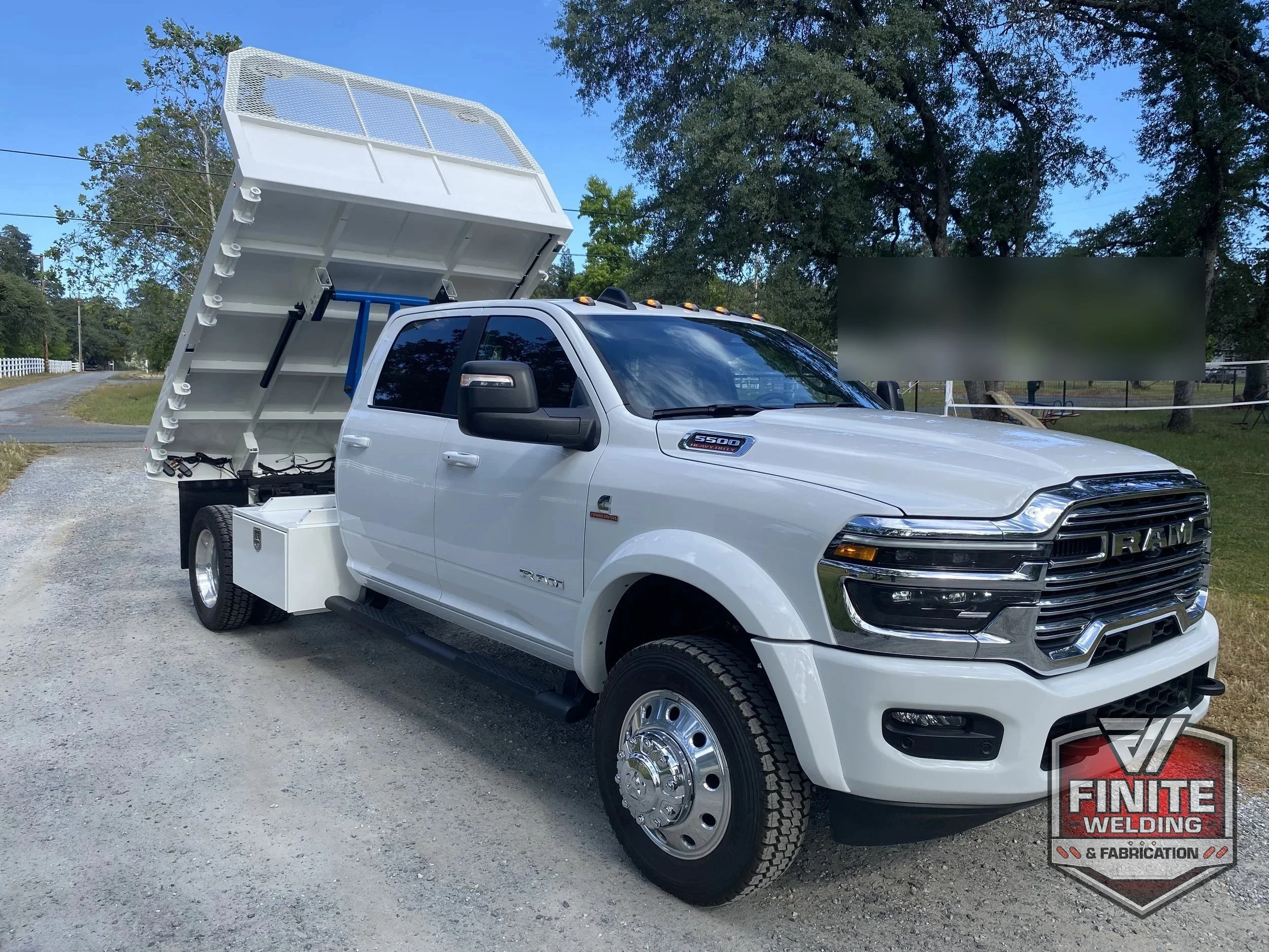 2023 Ram 5500 white dump flatbed, view 5
