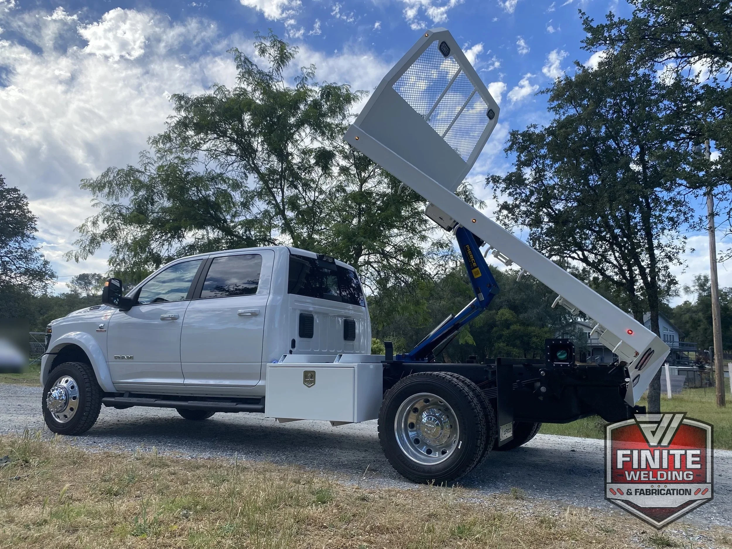 2023 Ram 5500 white dump flatbed, view 7
