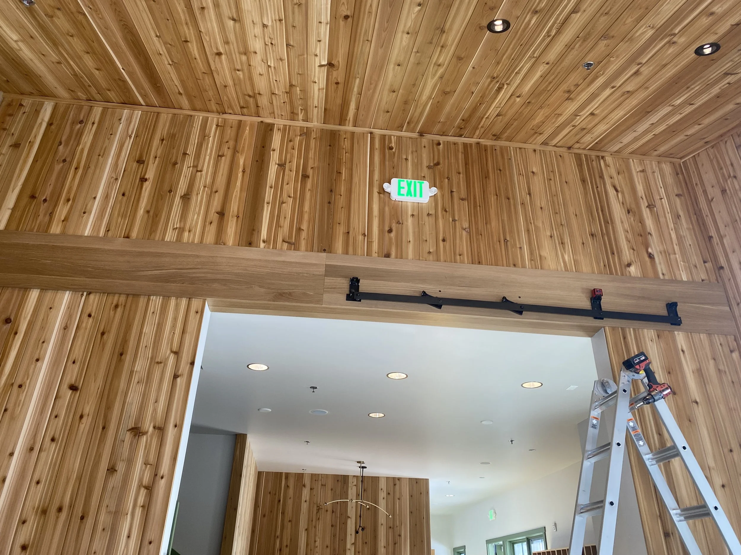 Hardware and Rail Installation