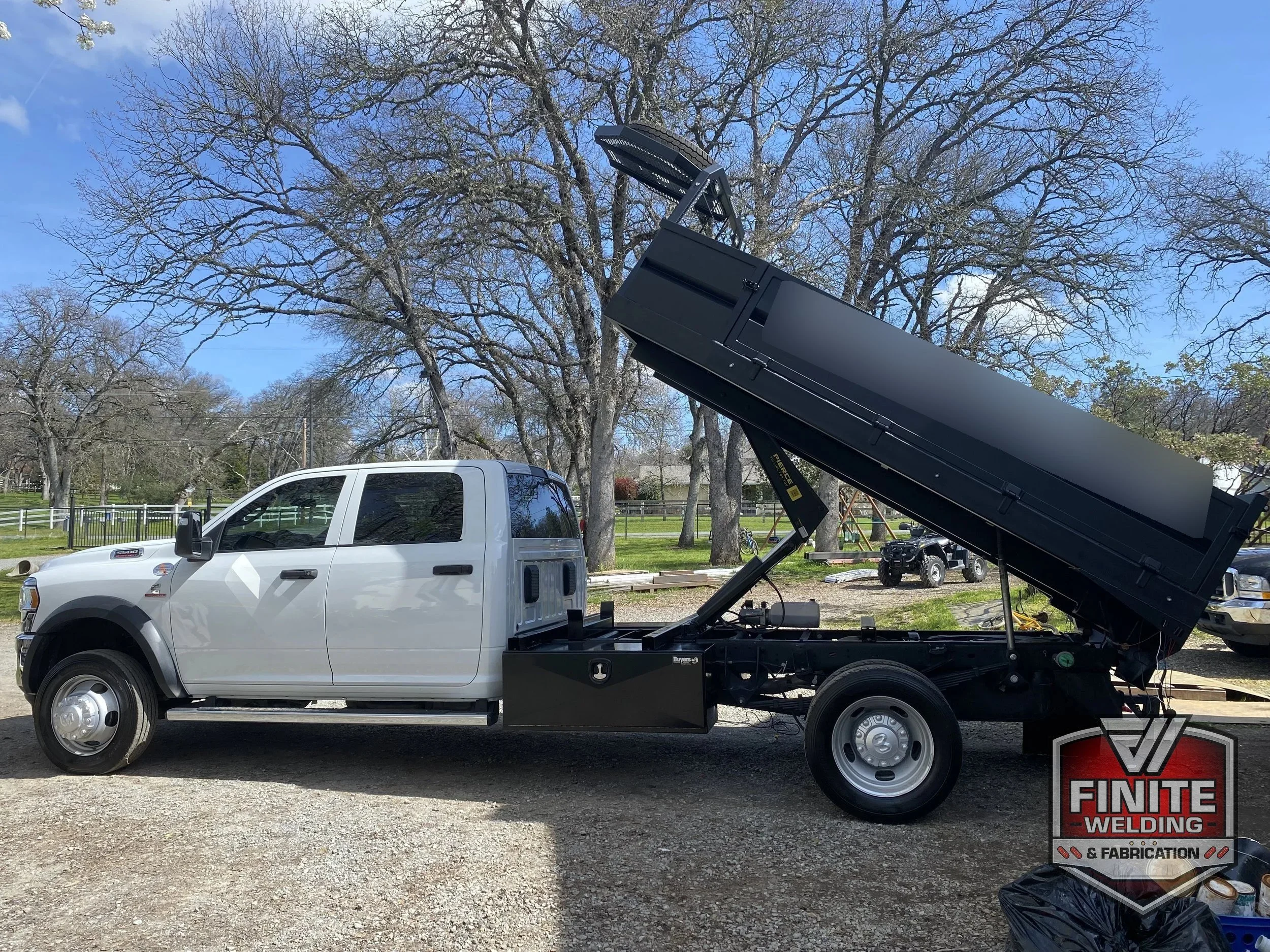 2023 Ram 5500 steel dump bed, view 2