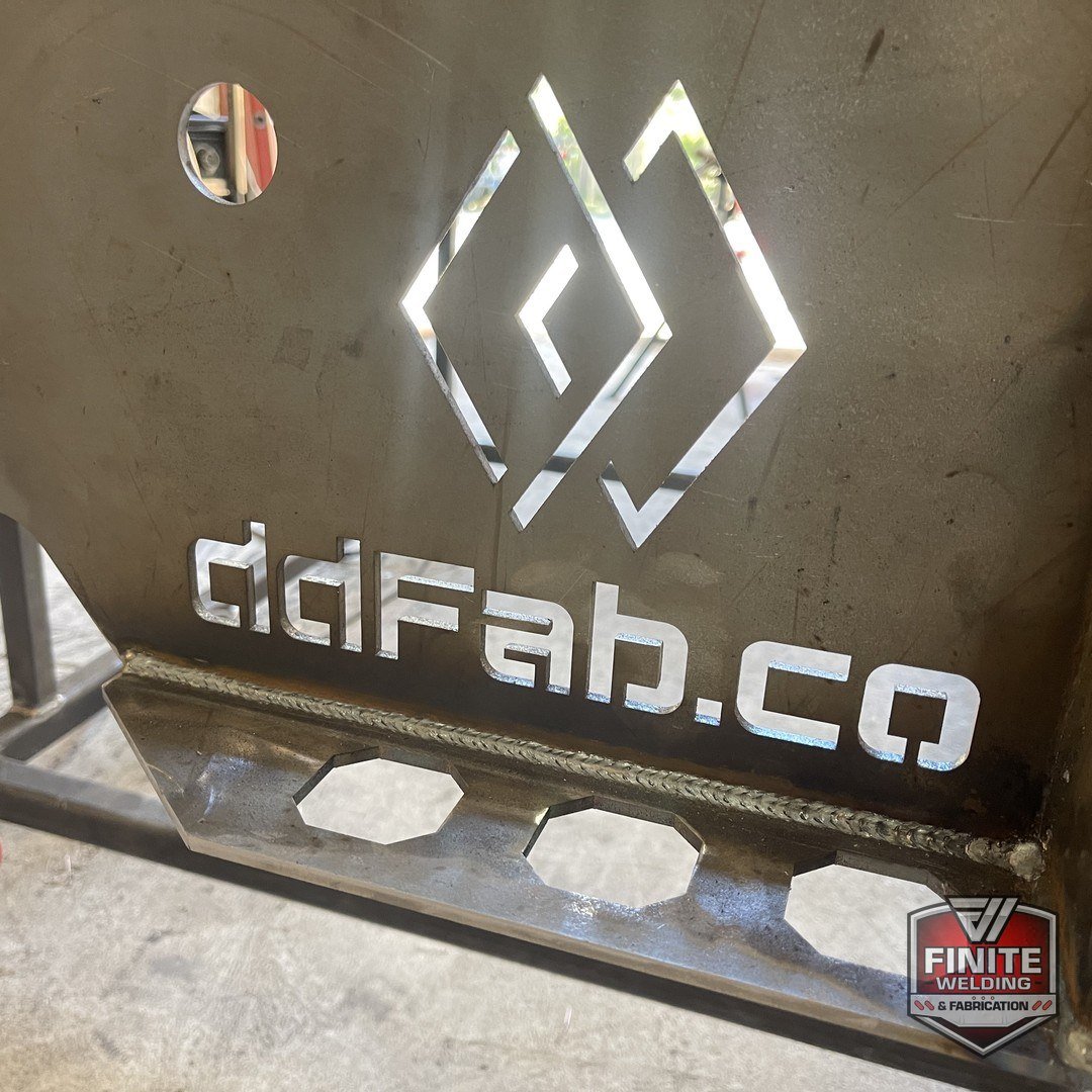 08_ddfab-logo-detail.jpg