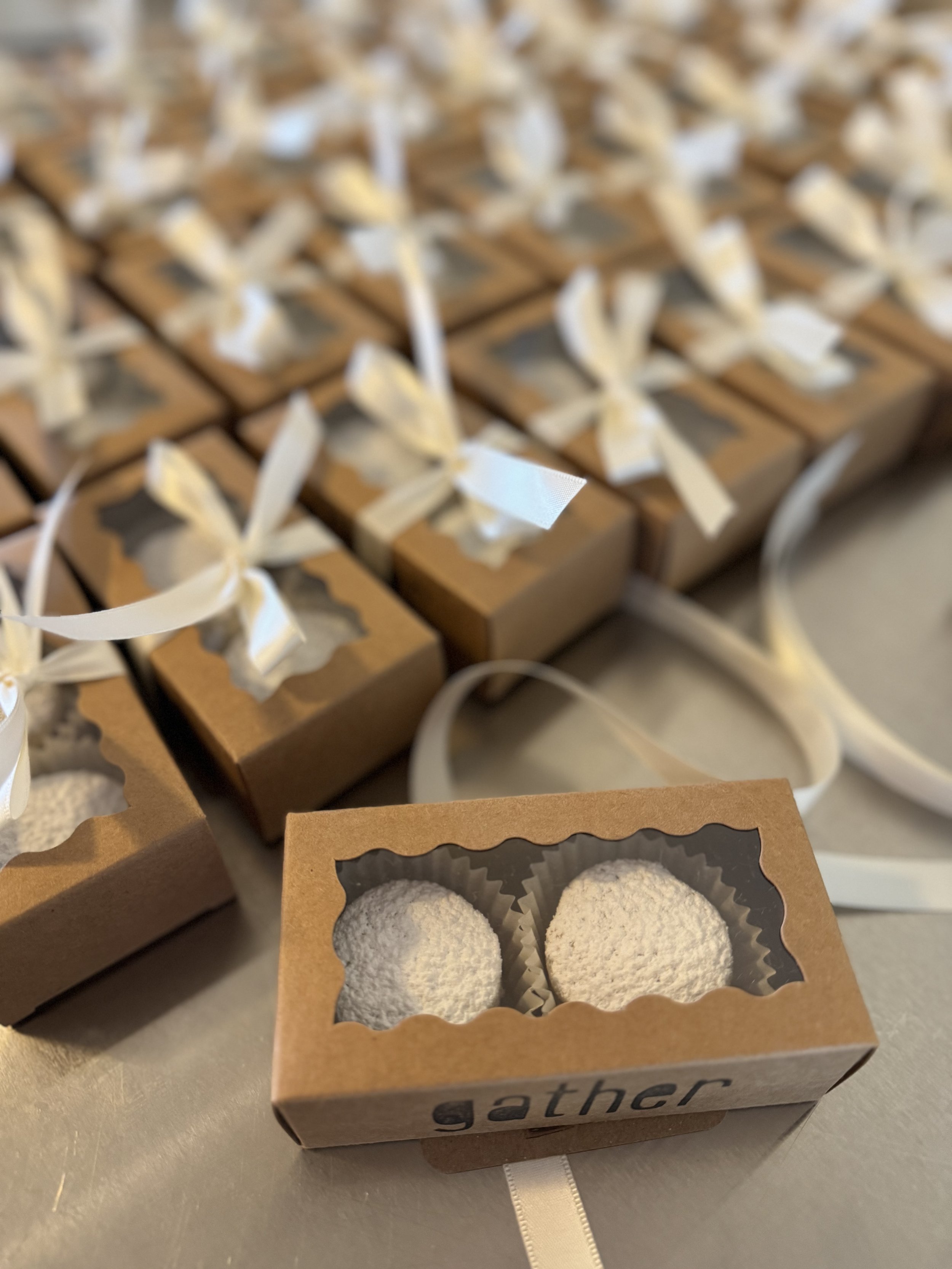 Box of Two Mini Traditional Dulce de Leche Alfajores - Party Favors