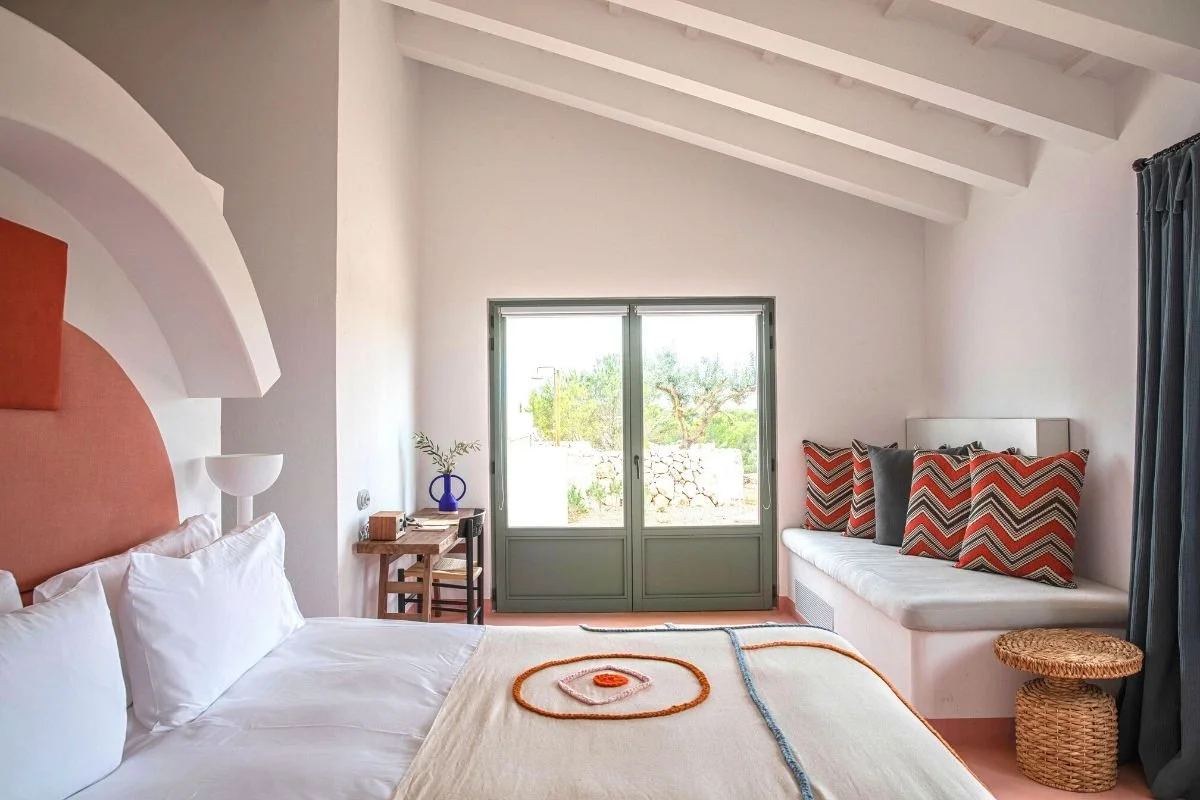 5ed60e25bc49f07efdfc10d4_menorca-experimental-finca-1.jpeg