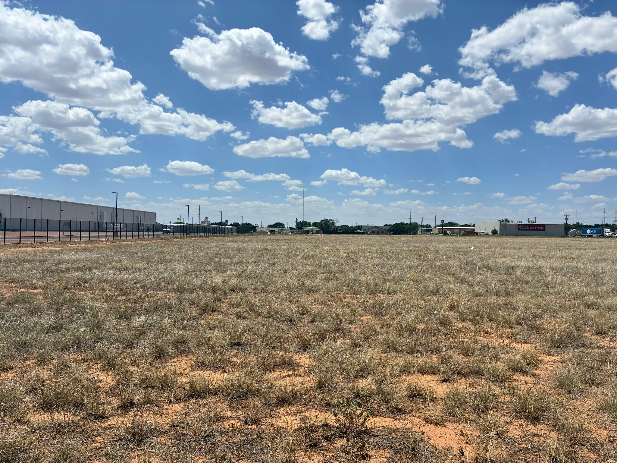 401 N Norris St ---- $200,000 - Vacant 2 acre commercial site with Norris St. frontage between O'Reilly Auto & Amazon facility....