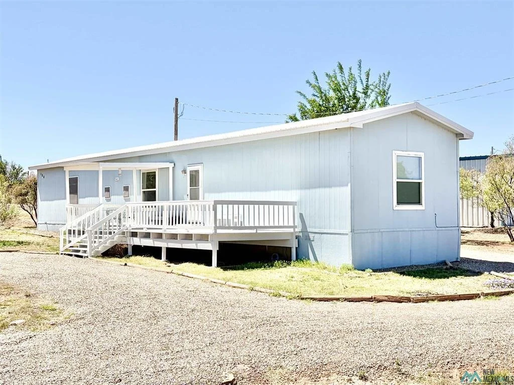 186 Camp Circle, Conchas Dam ---- $199,000 ----Well-maintained 3 bedroom, 2 bath, 1178 sq.ft manufactured home with shop and extra storage bldg....