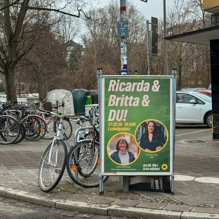 Wahlplakat Grüne Nürnberg 2026 Britta Walthelm Ricarda Lang Ludwigsplatz Wahlkampfauftakt.