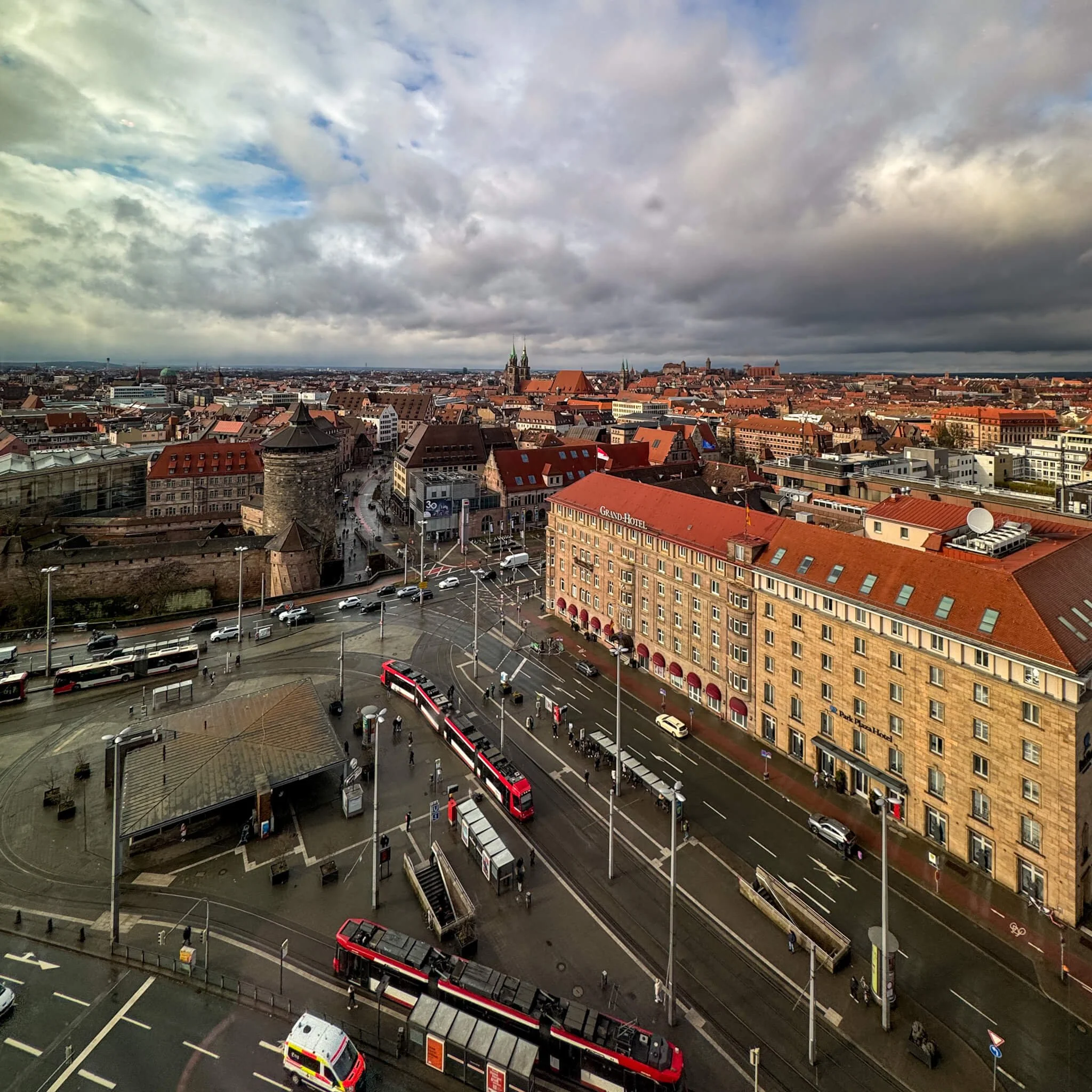 Die Straßenbahn ist uns lieb und teuer
