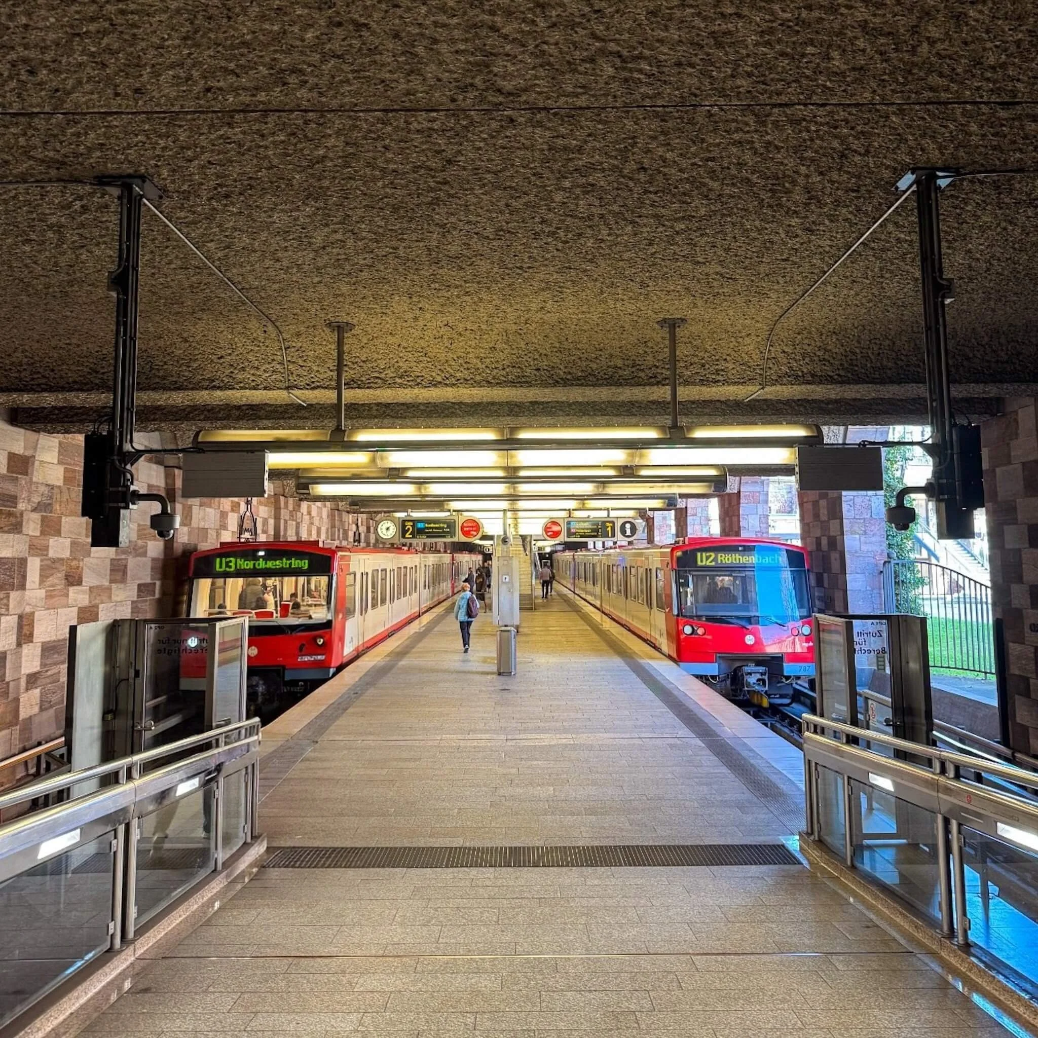 Schwarzfahren: Straftat oder Ordnungswidrigkeit?