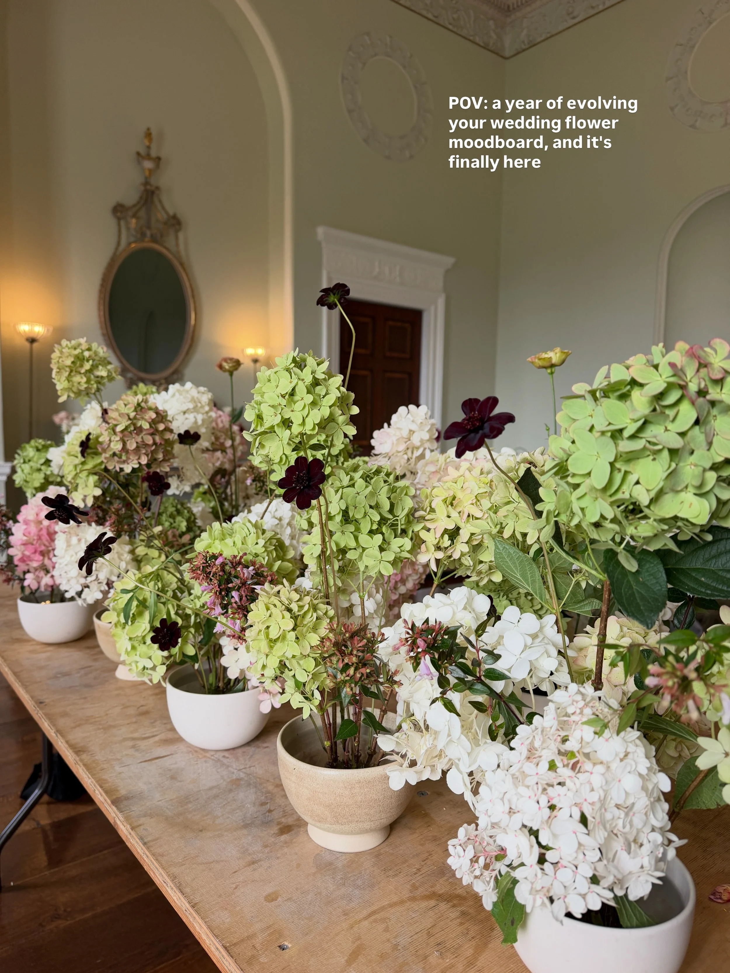 When a couple has a solid vision, the best suppliers and everything finally comes together 😮&zwj;💨

I can&rsquo;t wait to share more on this day, every detail was planned to perfection. 

And what a gorgeous venue @kelmarshhallweddings 

#weddingfl
