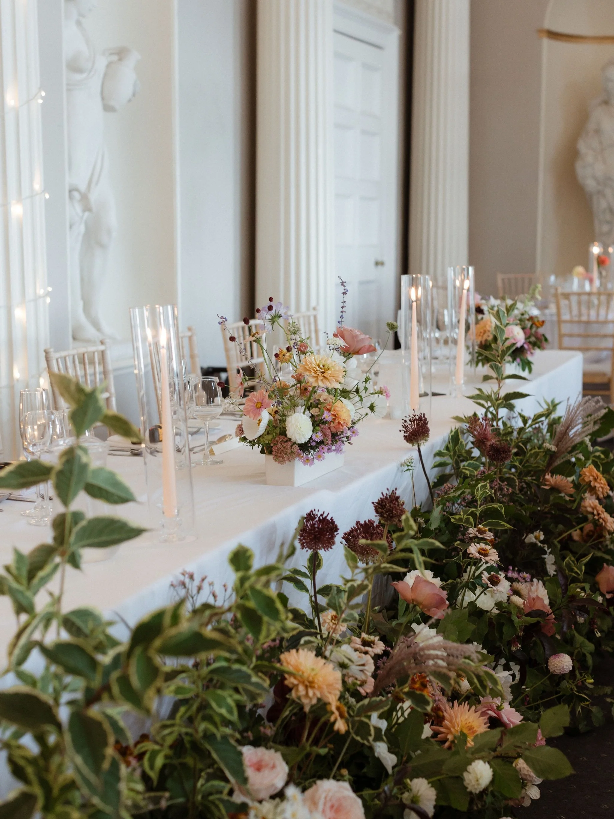 It always feels like such a small window, but if you&rsquo;re having an end of Summer wedding, gosh you are lucky!

You get the best of both worlds; Summer colours and florals are still around whilst the Autumn florals and textures and deeper tones a