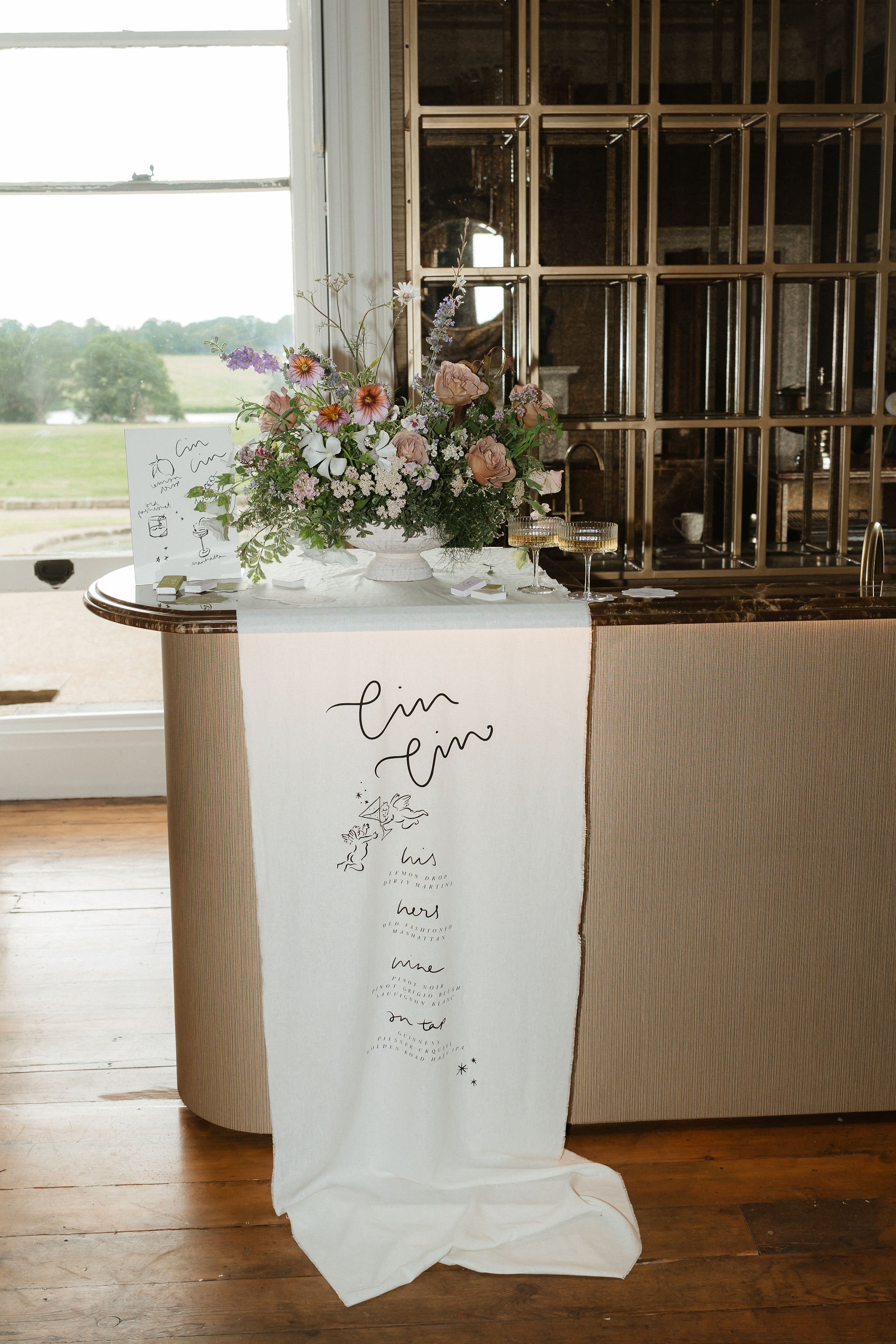 Bar flowers