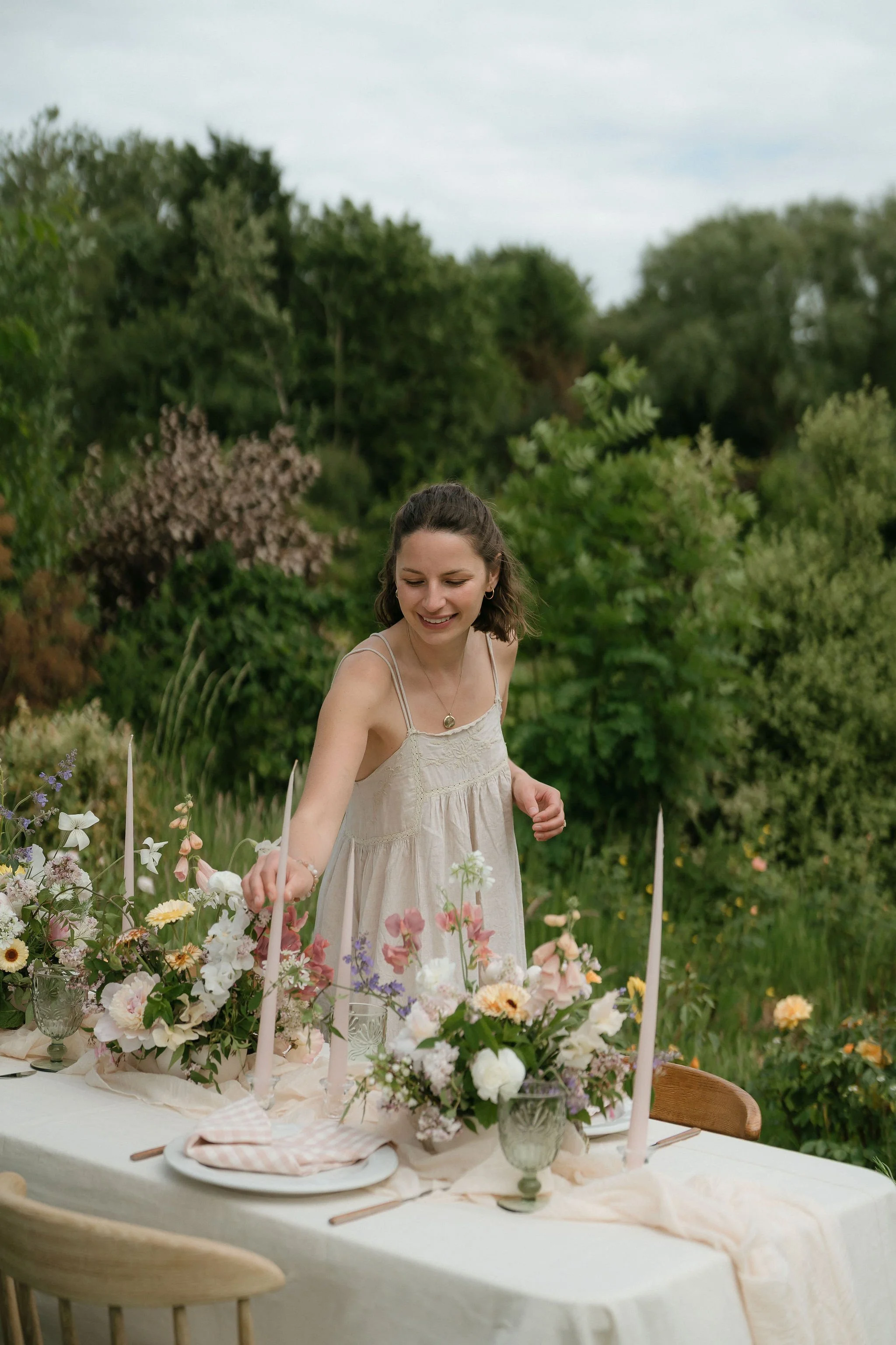 Yorkshire wedding flowers that works with British-grown flowers