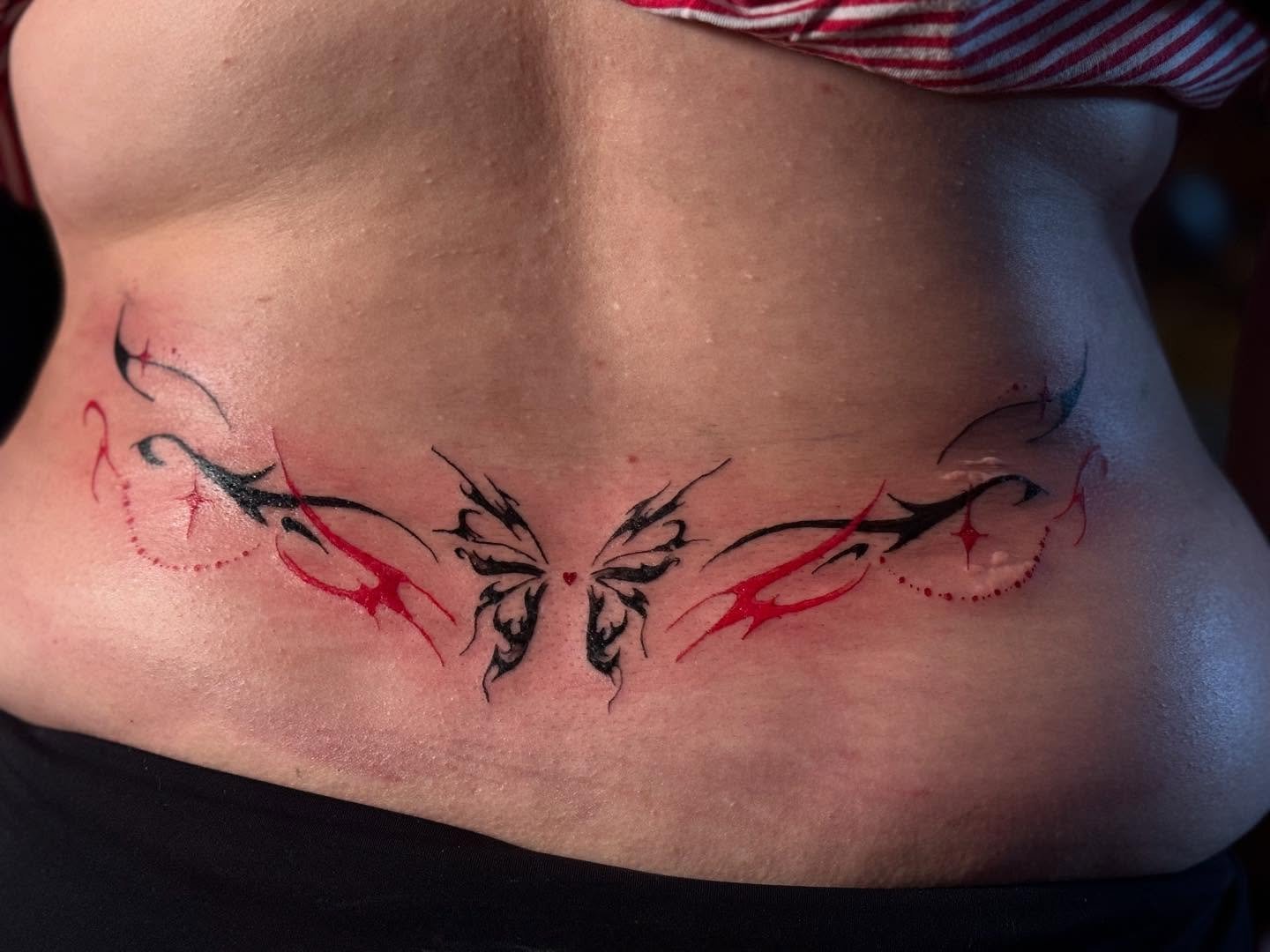 Bad bitch tattoo for @pau_rl26 😍😈✨ thanks for coming to see me girly 🥰 love you!
#backtattoo #colortattoo #tattoo #tattooartist #bodymods #bodyart