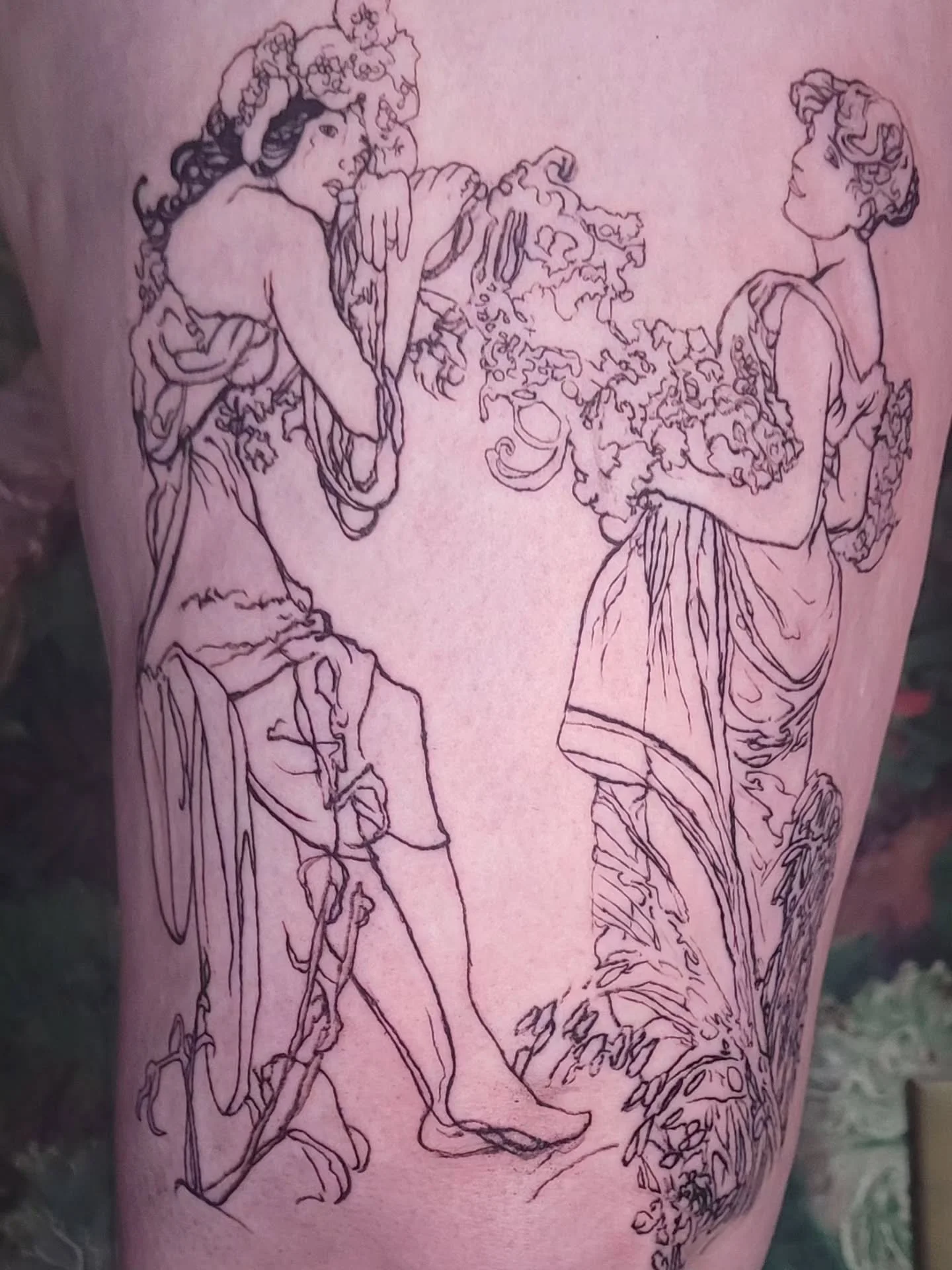 2 Summers by Alphonse Mucha by Me for my client @goobyduckhut Thank you so much for letting me go a little crazy on your thigh. I'm so proud of this piece done @theartistsgrove