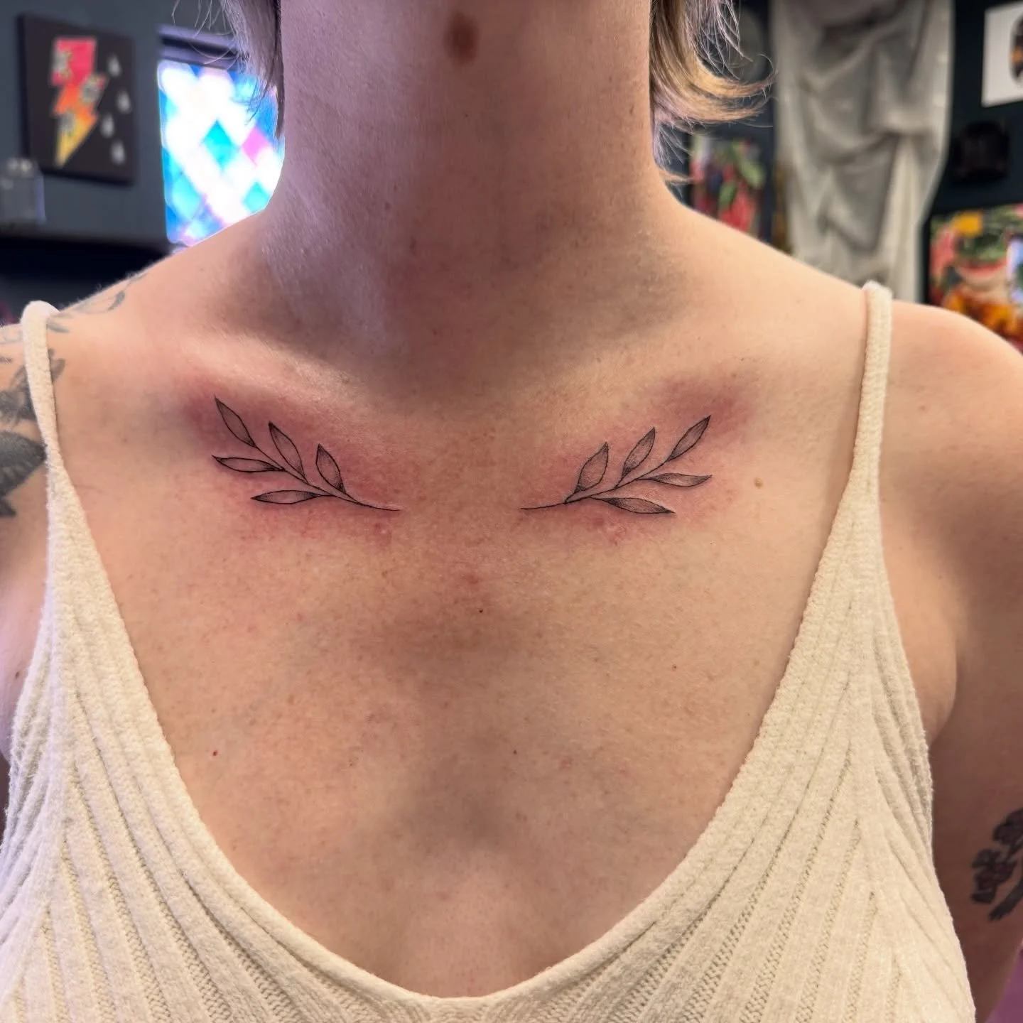 Some Fineline from early this morning for @zom__bri 
Thanks so much ❤️
Some of my fave placement, because it always looks so pretty. 

#tattoos #tattooartist #dfw #denton #tattooshop