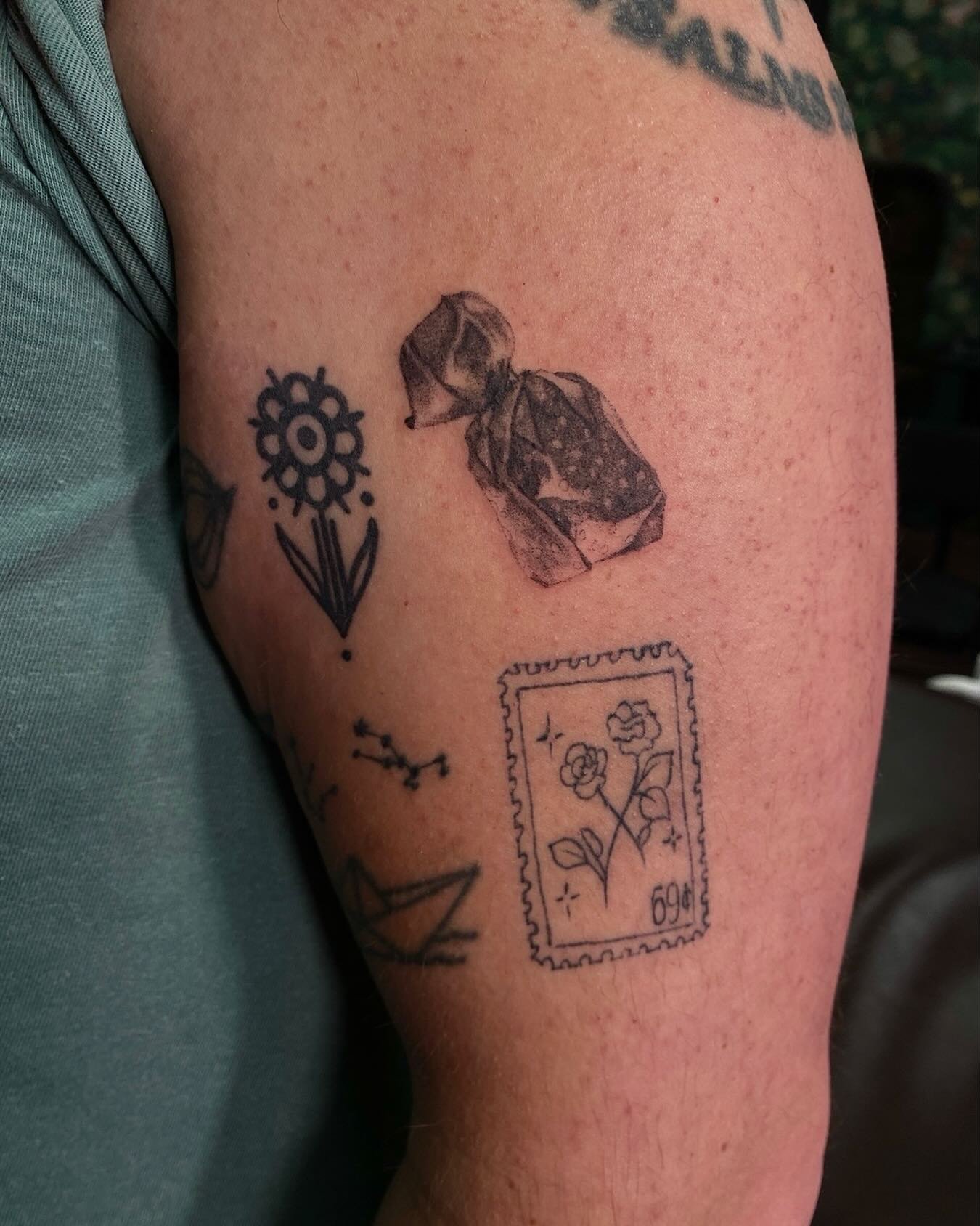 One of the tattoos I did for my Valentine&rsquo;s flash event in February. I&rsquo;m definitely the worst about posting photos from busy days!
#cutetattoo #dentontattoos #dentontattooartist #denton #strawberrybonbon