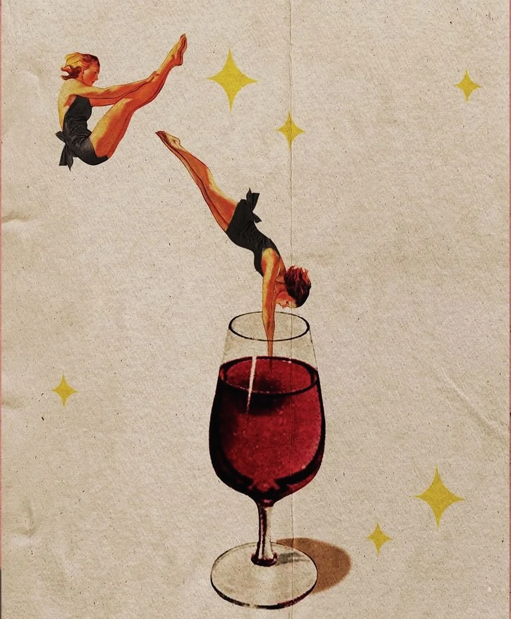 At this week’s SIP we’re diving into summer reds!
Not a colour we usually first pick out in the summer months (though, this weather continues and tbh I might bring out the mulled wine!!) but there are lots of grapes that scream summer -