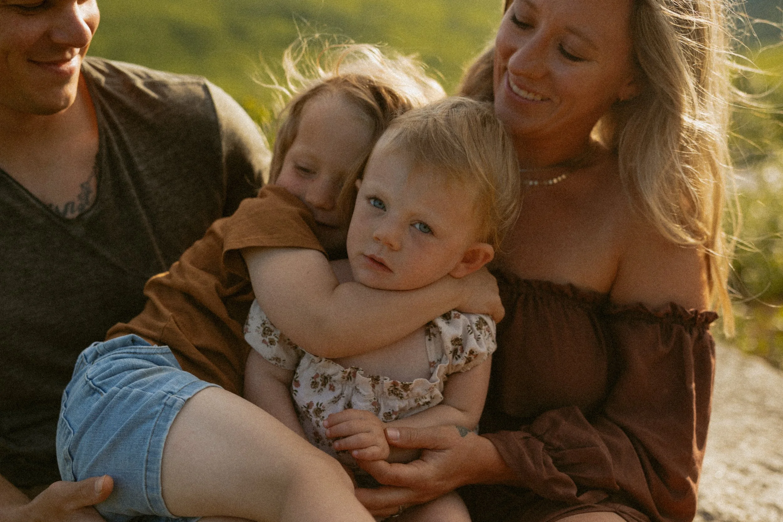Adventurous Family Session at Hatcher Pass, Alaska — Claudia Menchaca ...