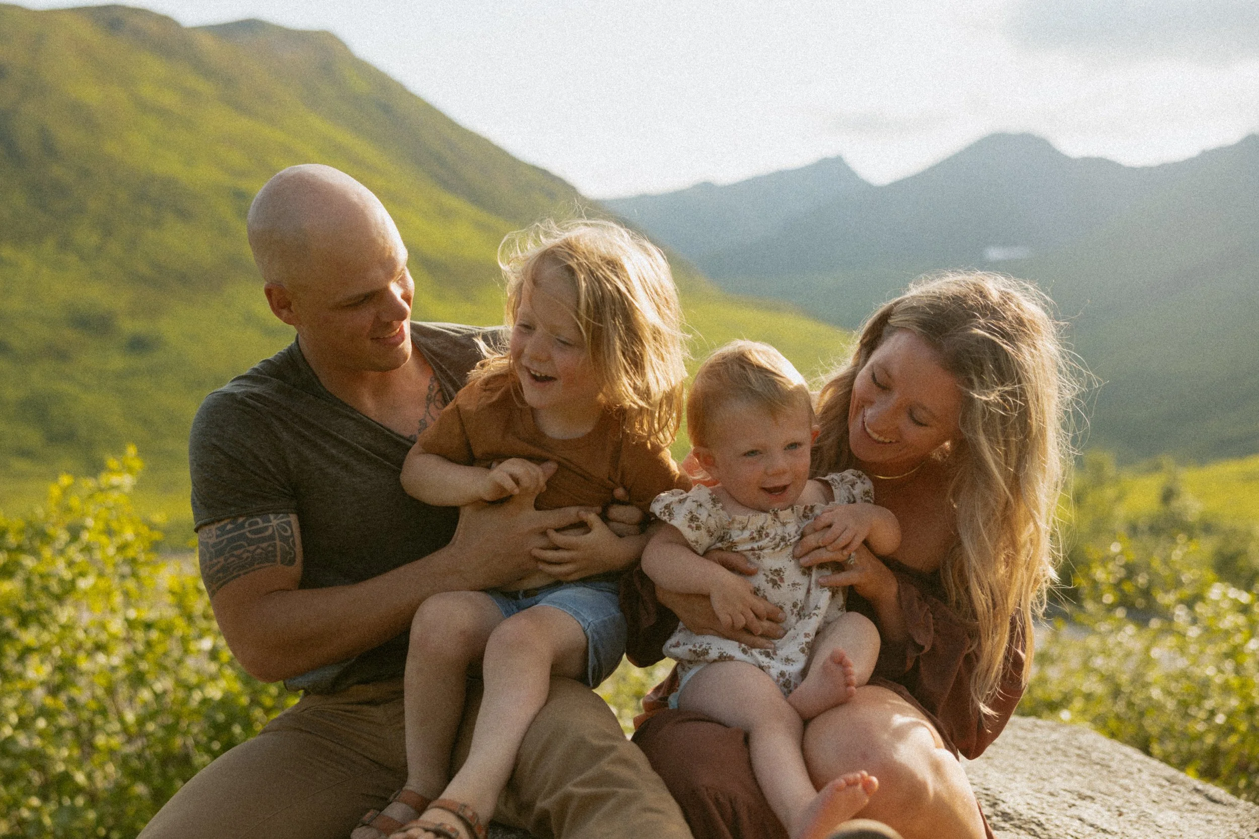 Adventurous Family Session at Hatcher Pass, Alaska — Claudia Menchaca ...