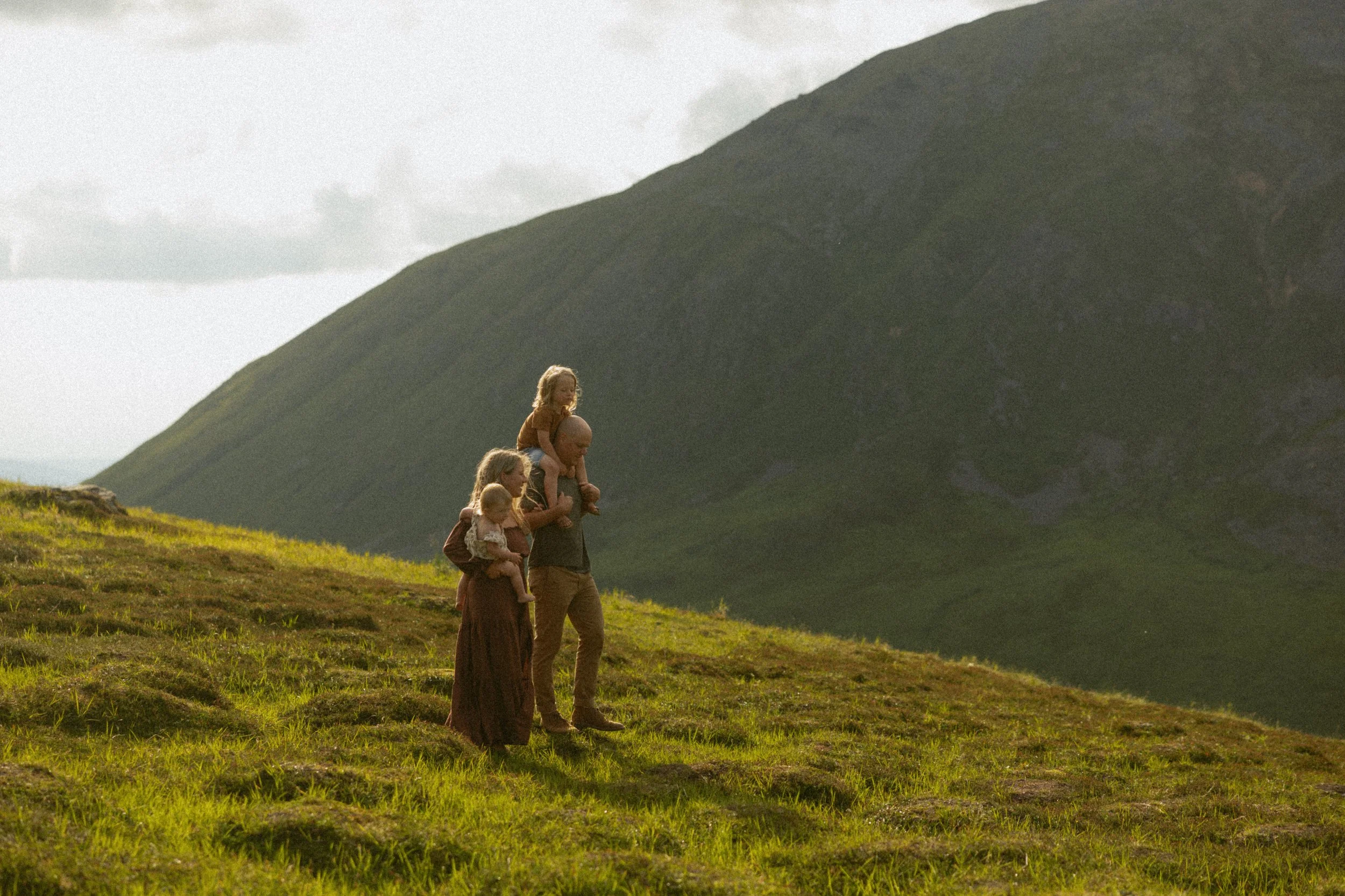 Adventurous Family Session at Hatcher Pass, Alaska — Claudia Menchaca ...