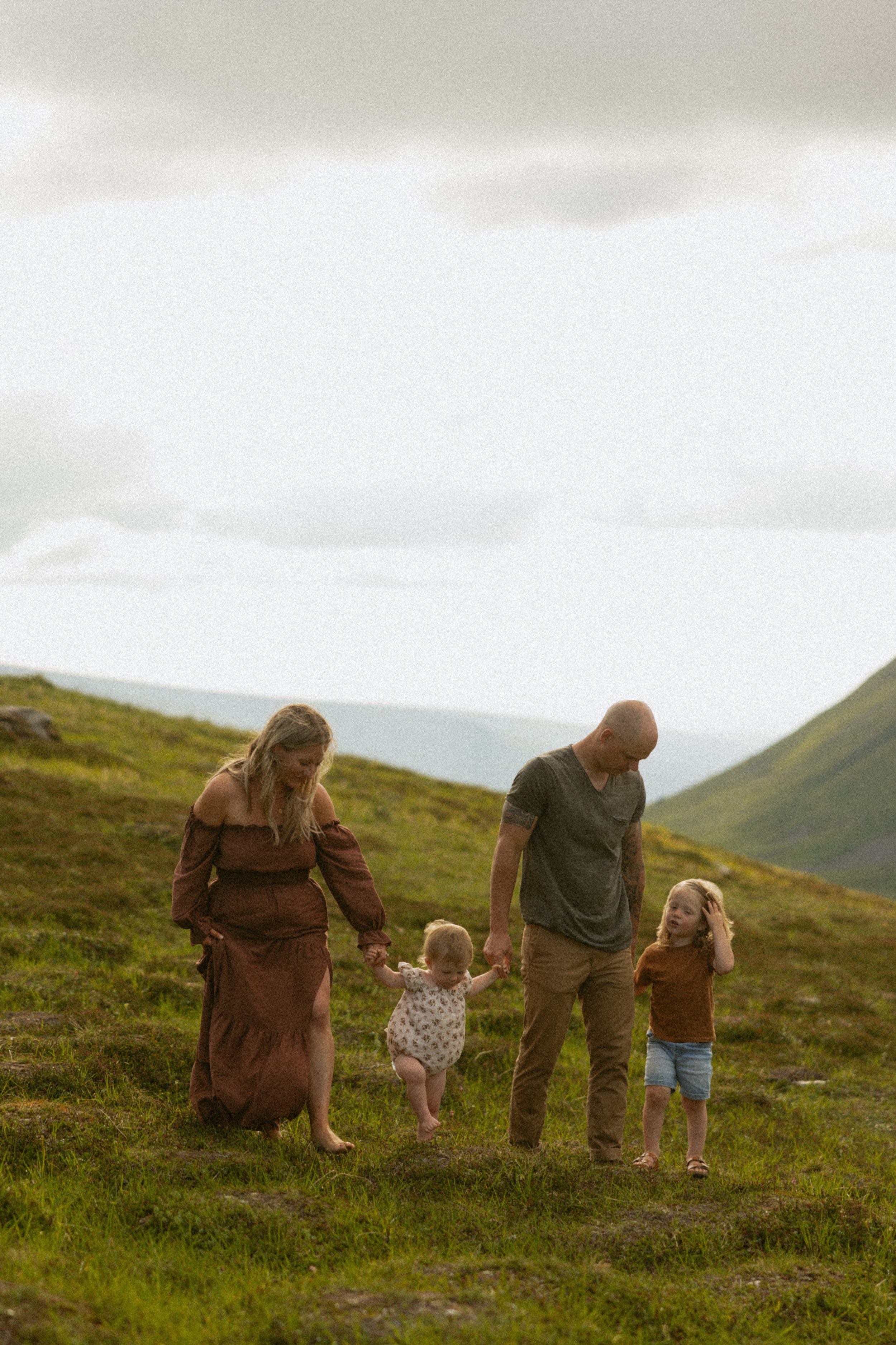 Adventurous Family Session at Hatcher Pass, Alaska — Claudia Menchaca ...