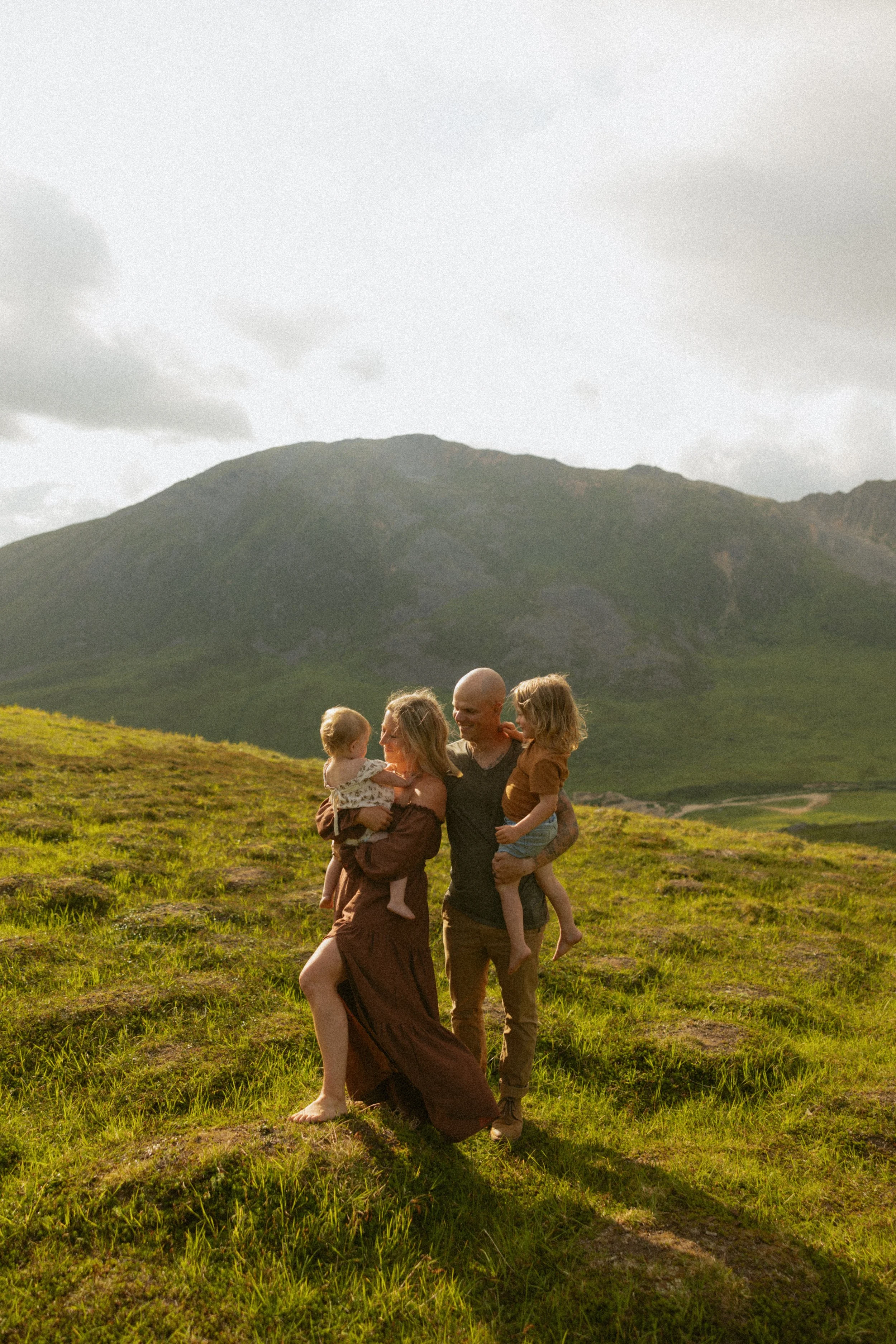 Adventurous Family Session at Hatcher Pass, Alaska — Claudia Menchaca ...
