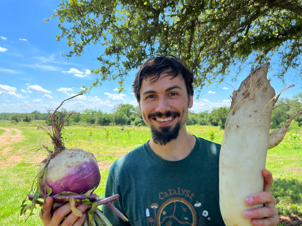 Regenerative Soil: Microscopy, Testing &amp; the Future of Farming with Matt Powers