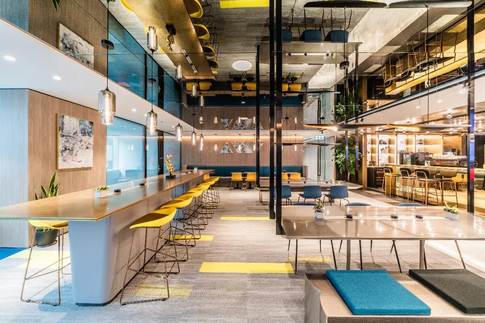 The Gateway Tsim Sha Tsui Luxury Office Lounge