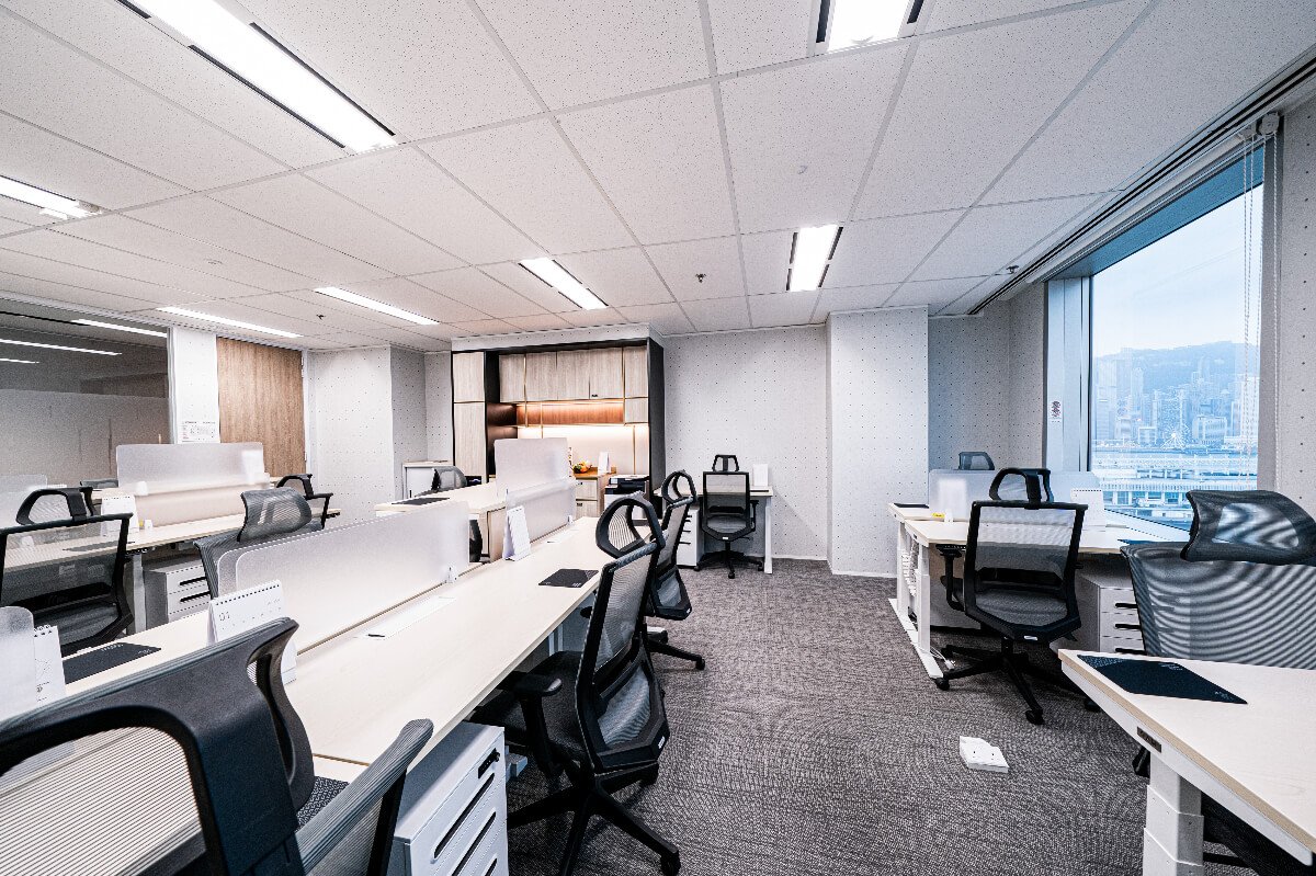 The Gateway Tsim Sha Tsui Luxury Sea View Office Space