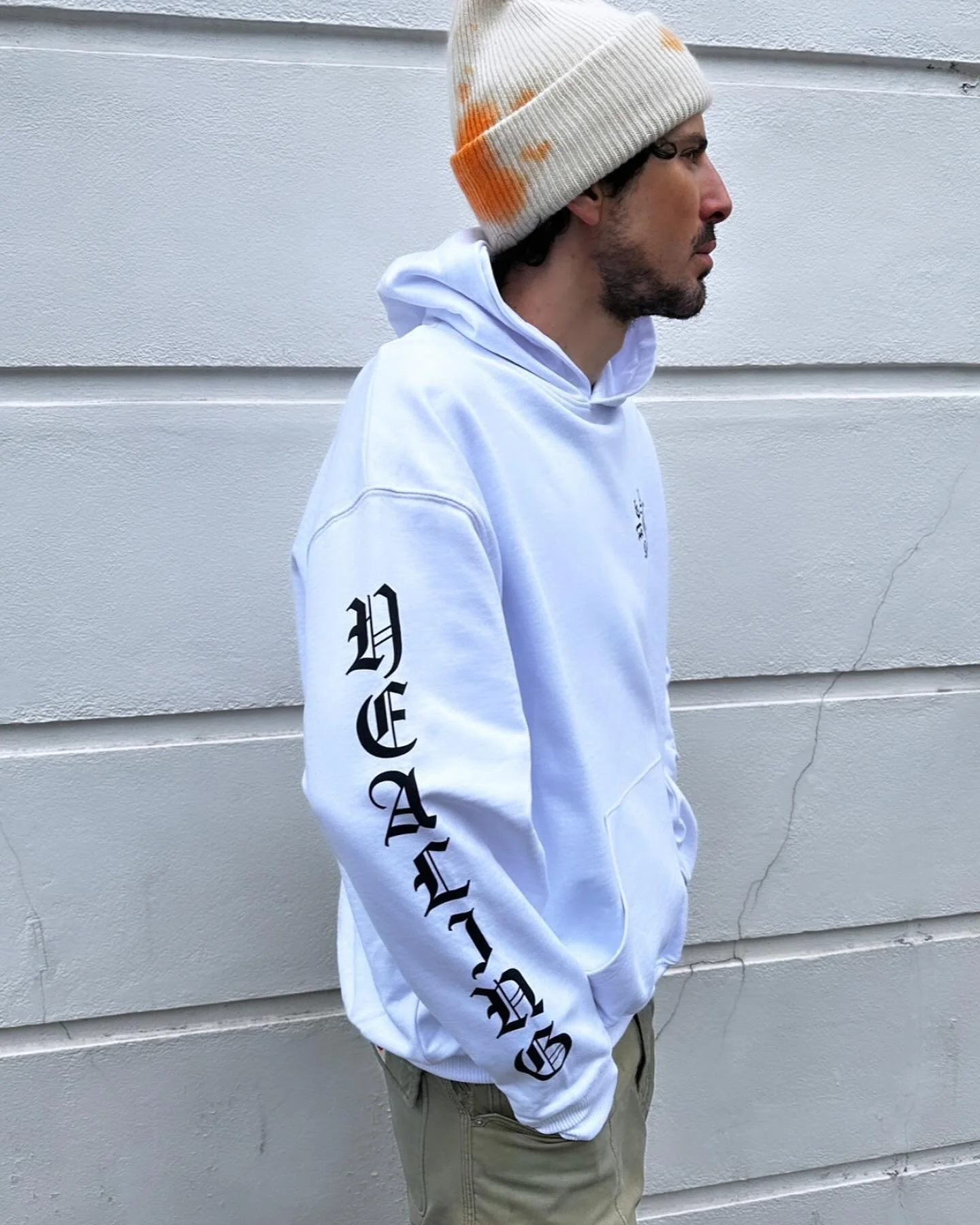 One of the latest hoodie designs for heAL by Andrew Lethbridge. Contains the Cho Ku Rei symbol for charging energy and an alternate pattern on each sleeve. Beautifully modelled by Andrew ❤️&zwj;🔥
⁣
⁣
⁣

#ReikiApparel #GraphicDesign #CustomApparel #H