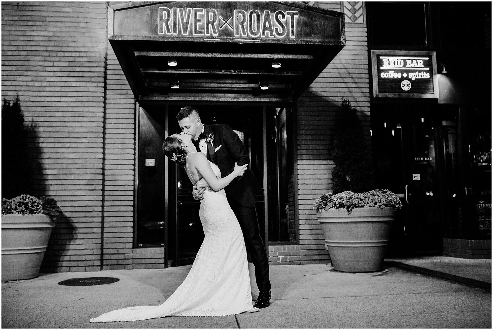 classic-chicago-wedding-at-river-roast_081.JPG