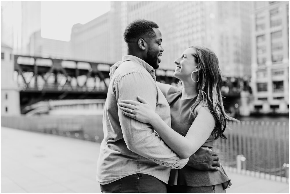 ChicagoRiverwalkEngagementSession_0011.JPG