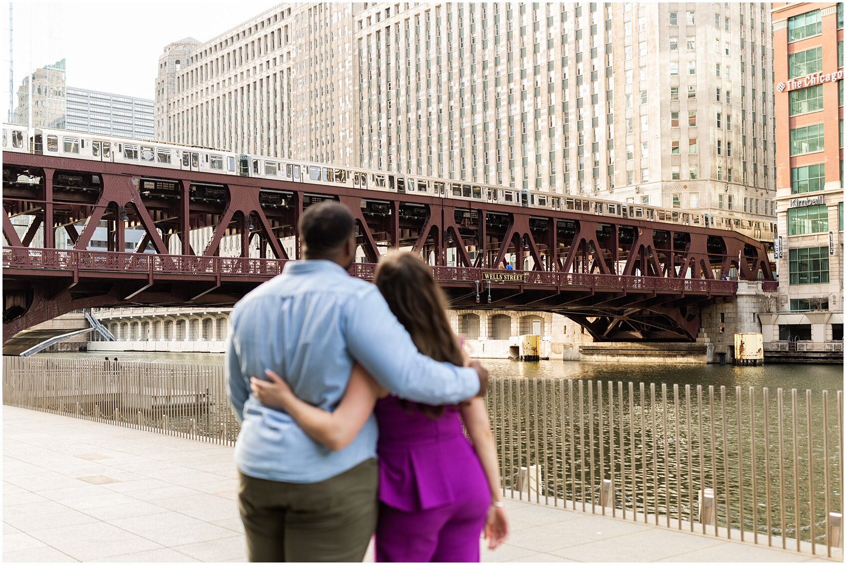 ChicagoRiverwalkEngagementSession_0012.JPG