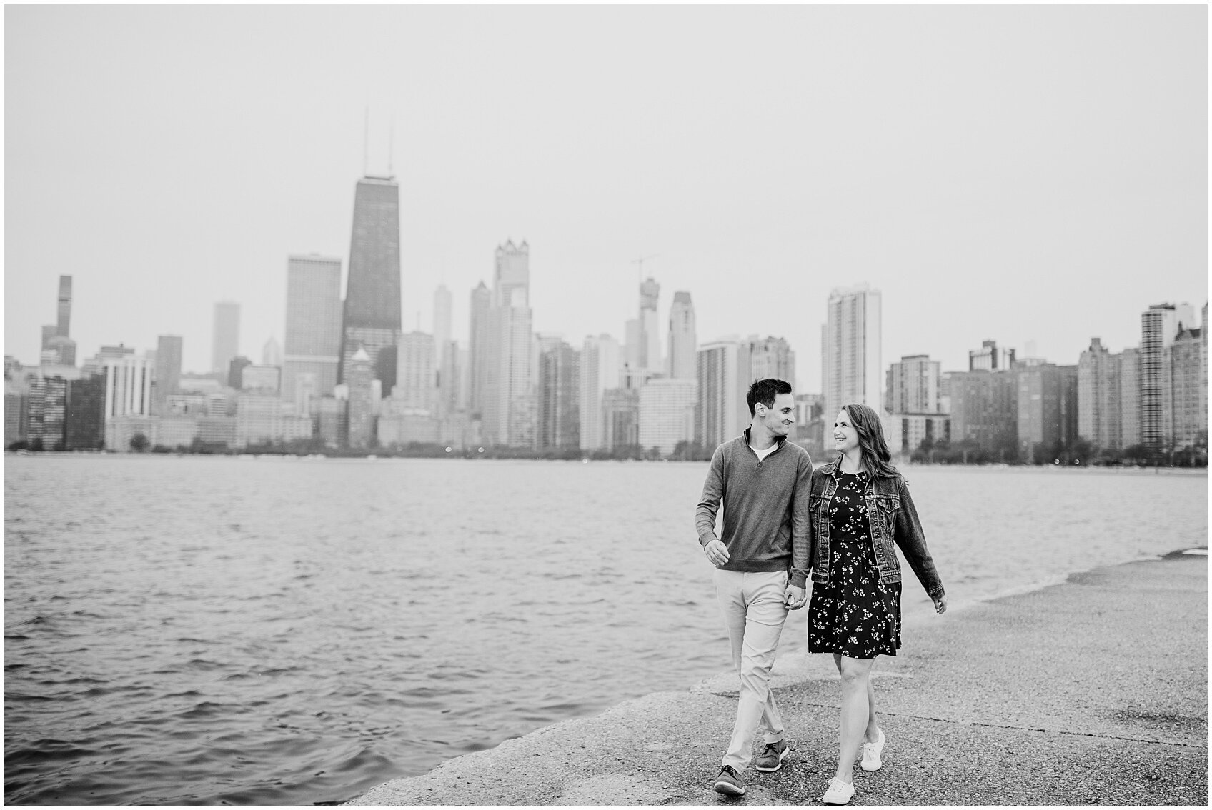 RainyDayEngagementSessioninChicago_0003.JPG