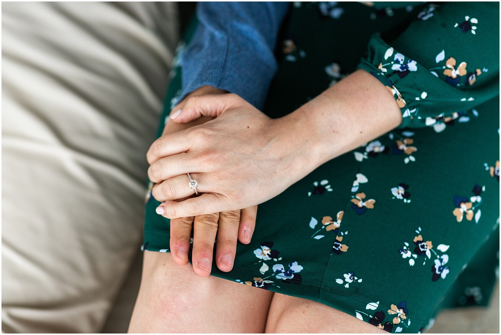 RainyDayEngagementSessioninChicago_0015.JPG