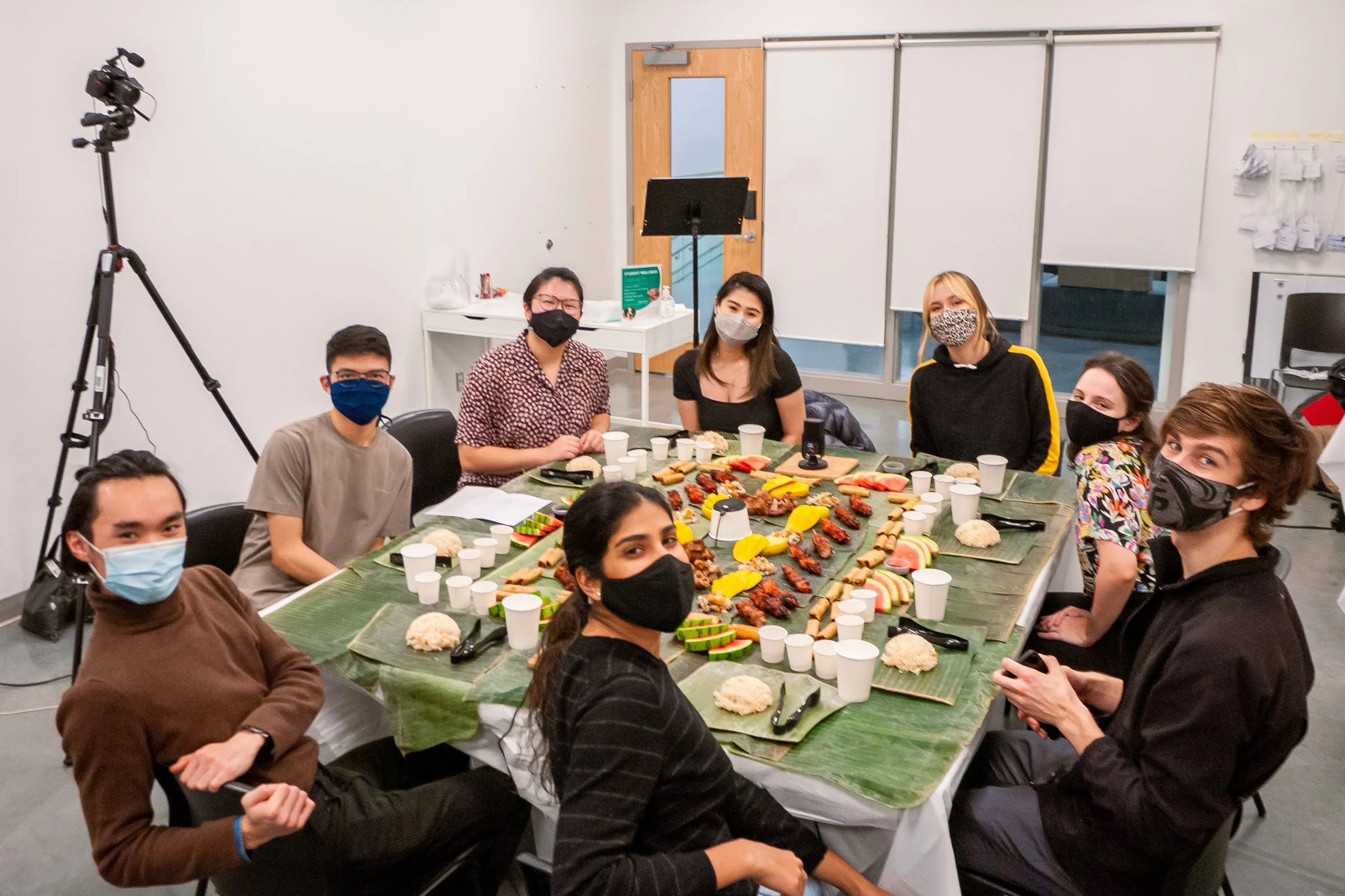 Friends at our kamayan event