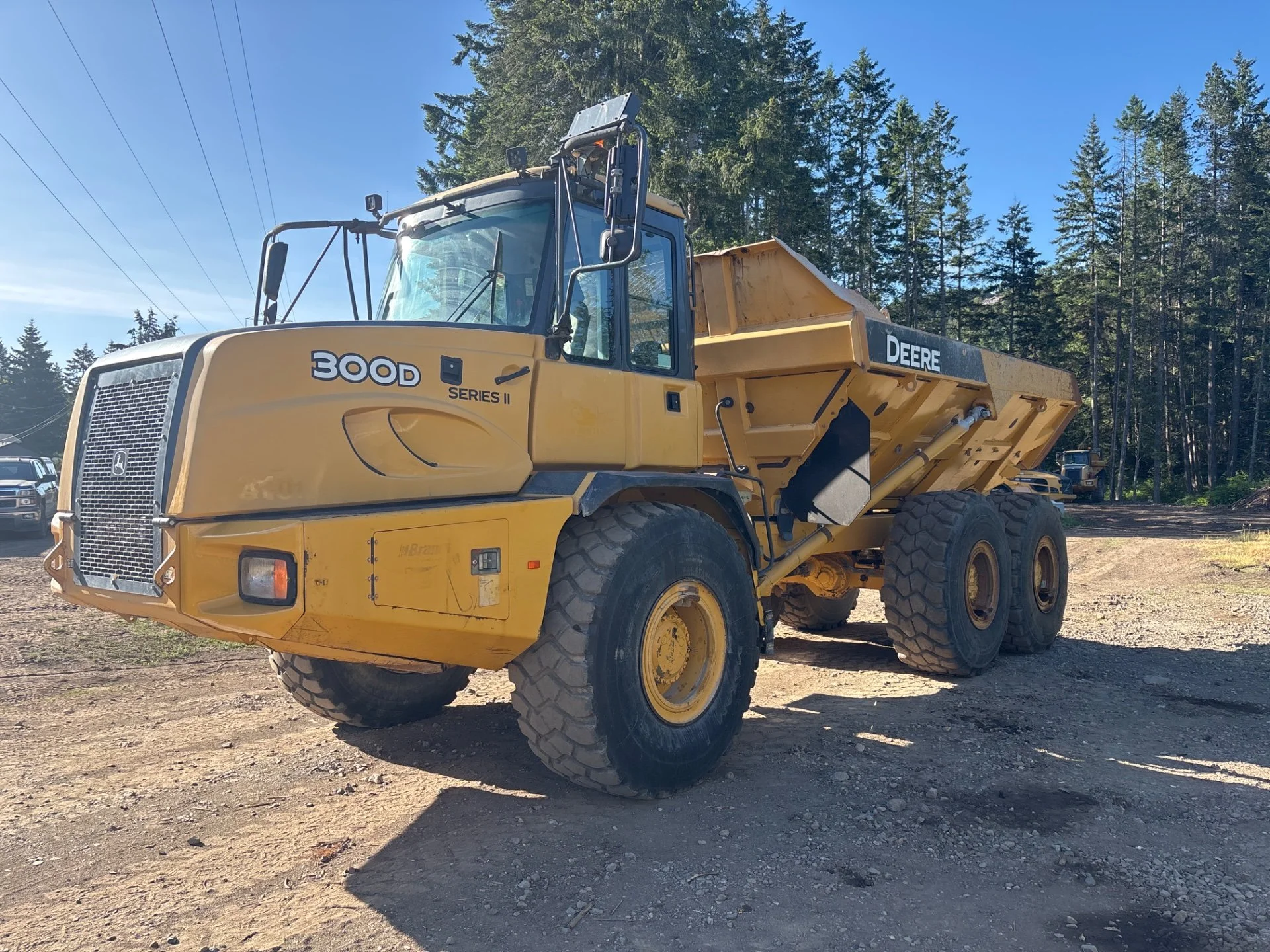 15. 2013-2014 John Deere 300D Series II.jpg