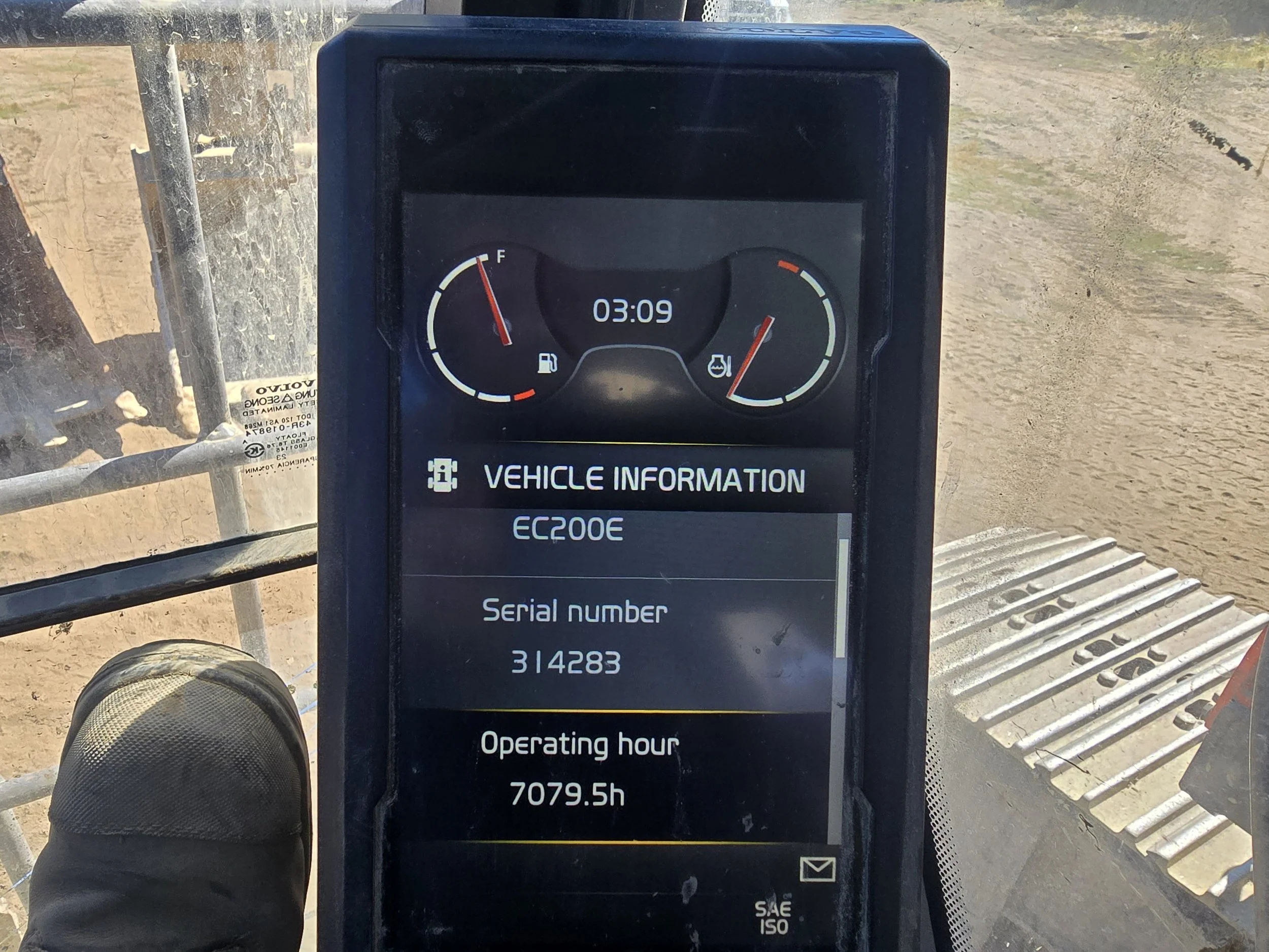 hour meter.jpg