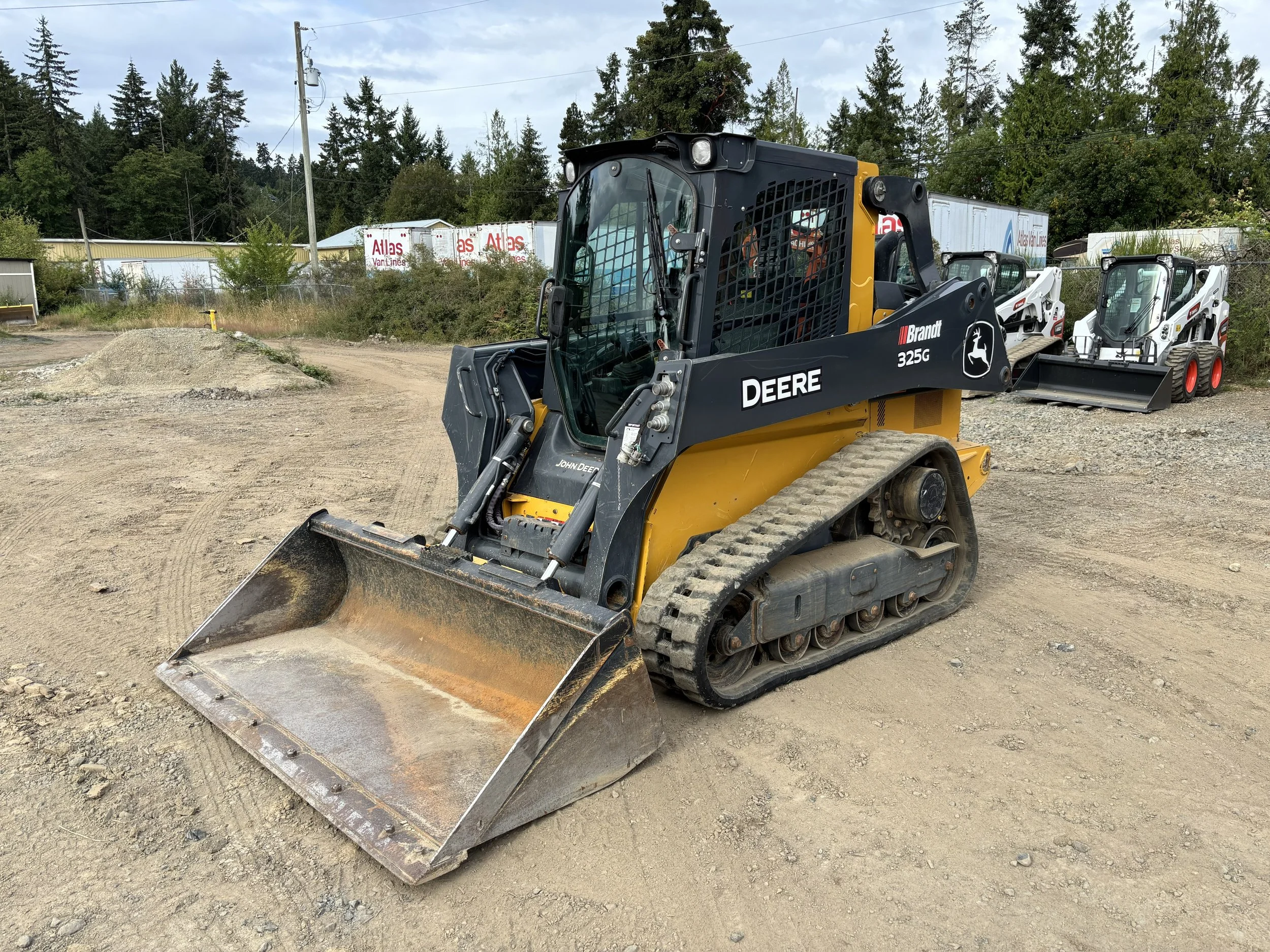 2023 John Deere 325G