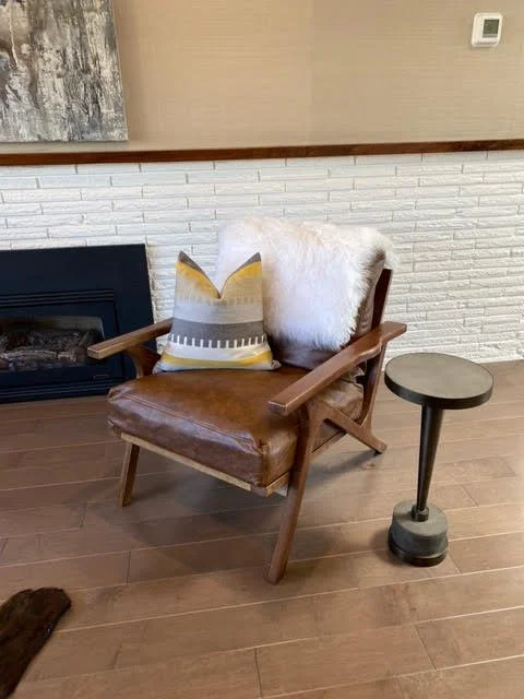 MID CENTURY WOOD AND LEATHER ACCENT CHAIR.jpg
