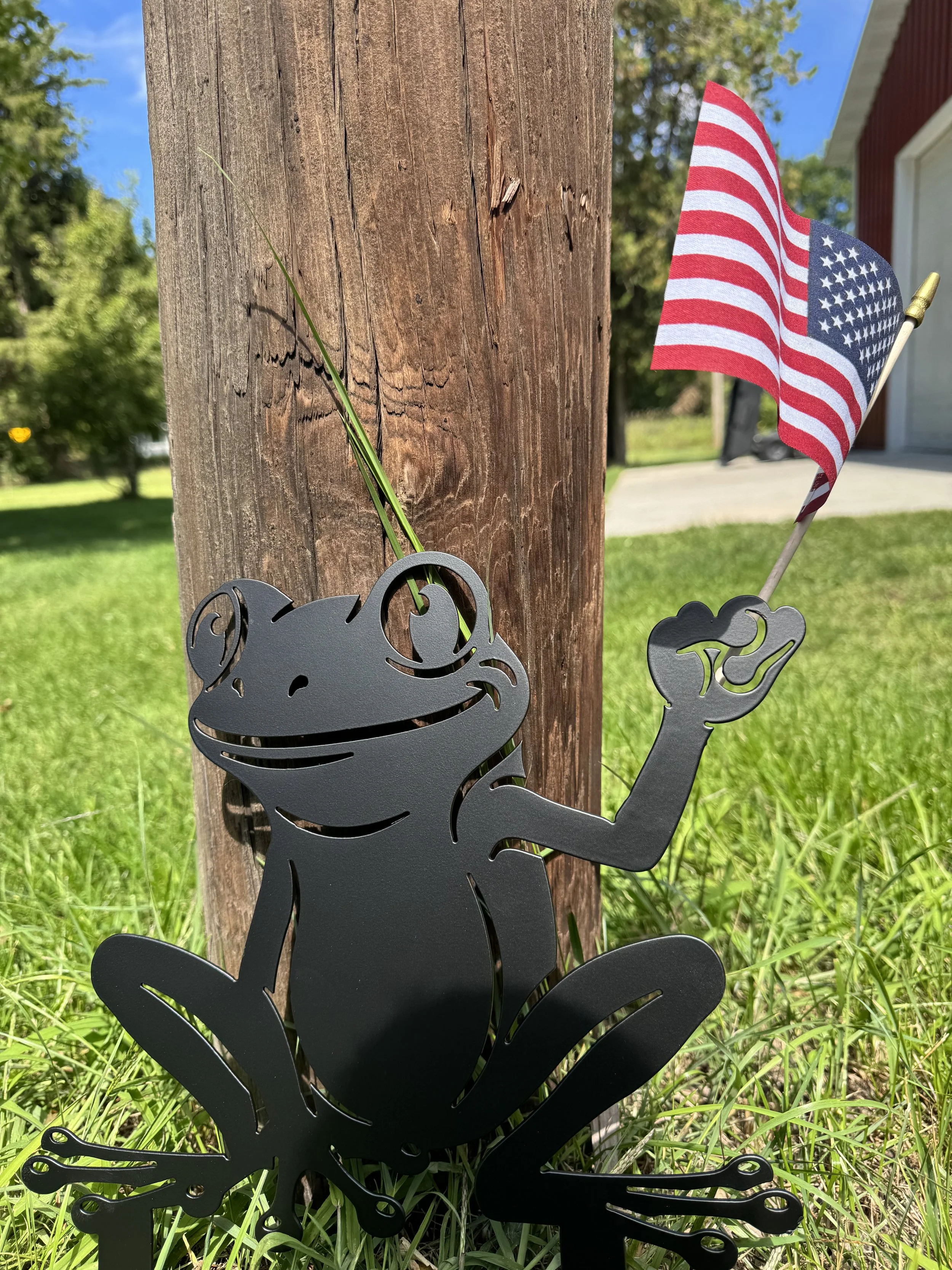 Mini Frog Flag Holder