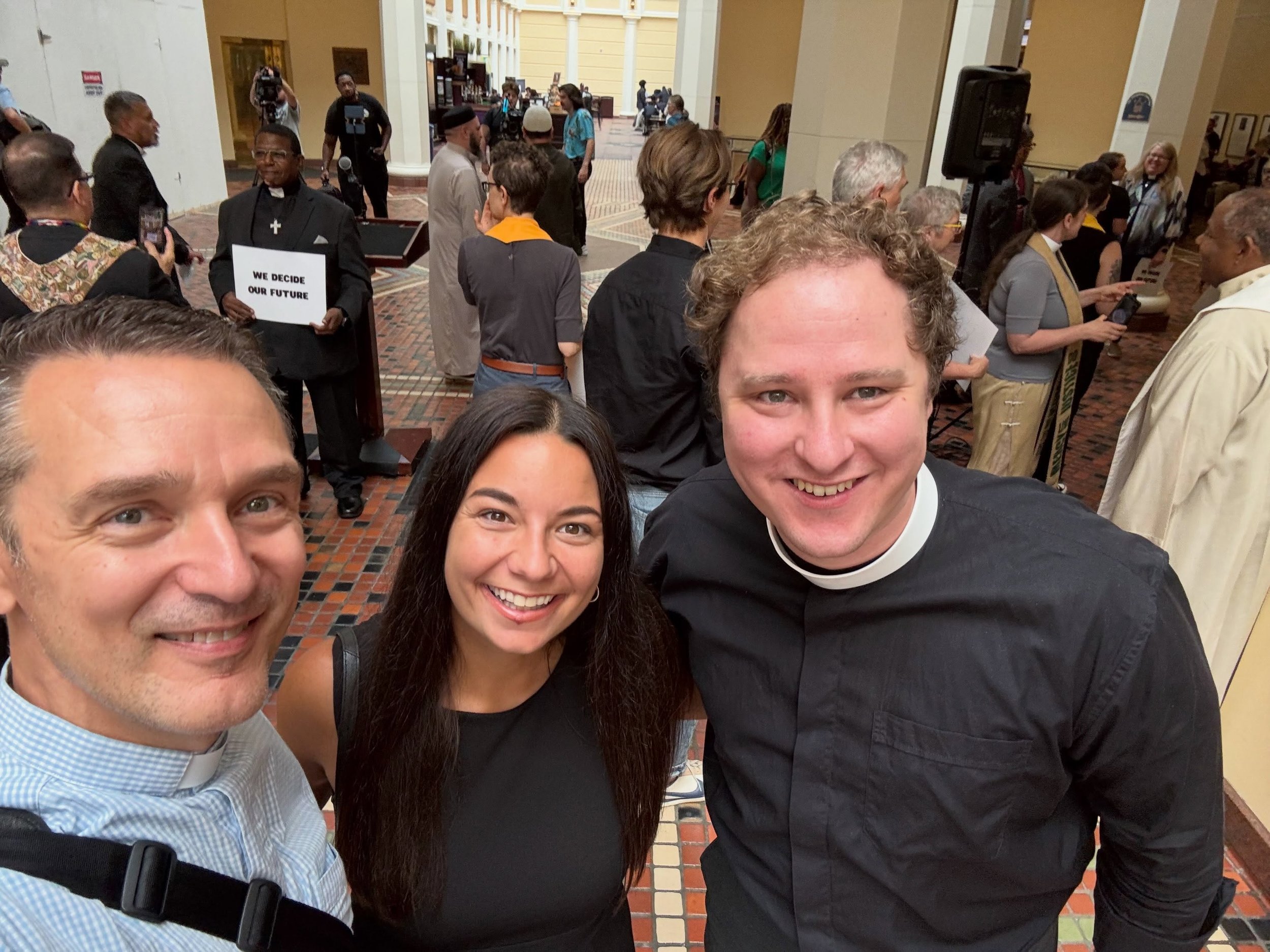 Had the opportunity to join with @sonofthemanse and @_haleywarner_ of @thebelonggram and several other colleagues from @powerinterfaith at the PA state capitol today, where clergy from different traditions spoke of the importance of defending democra