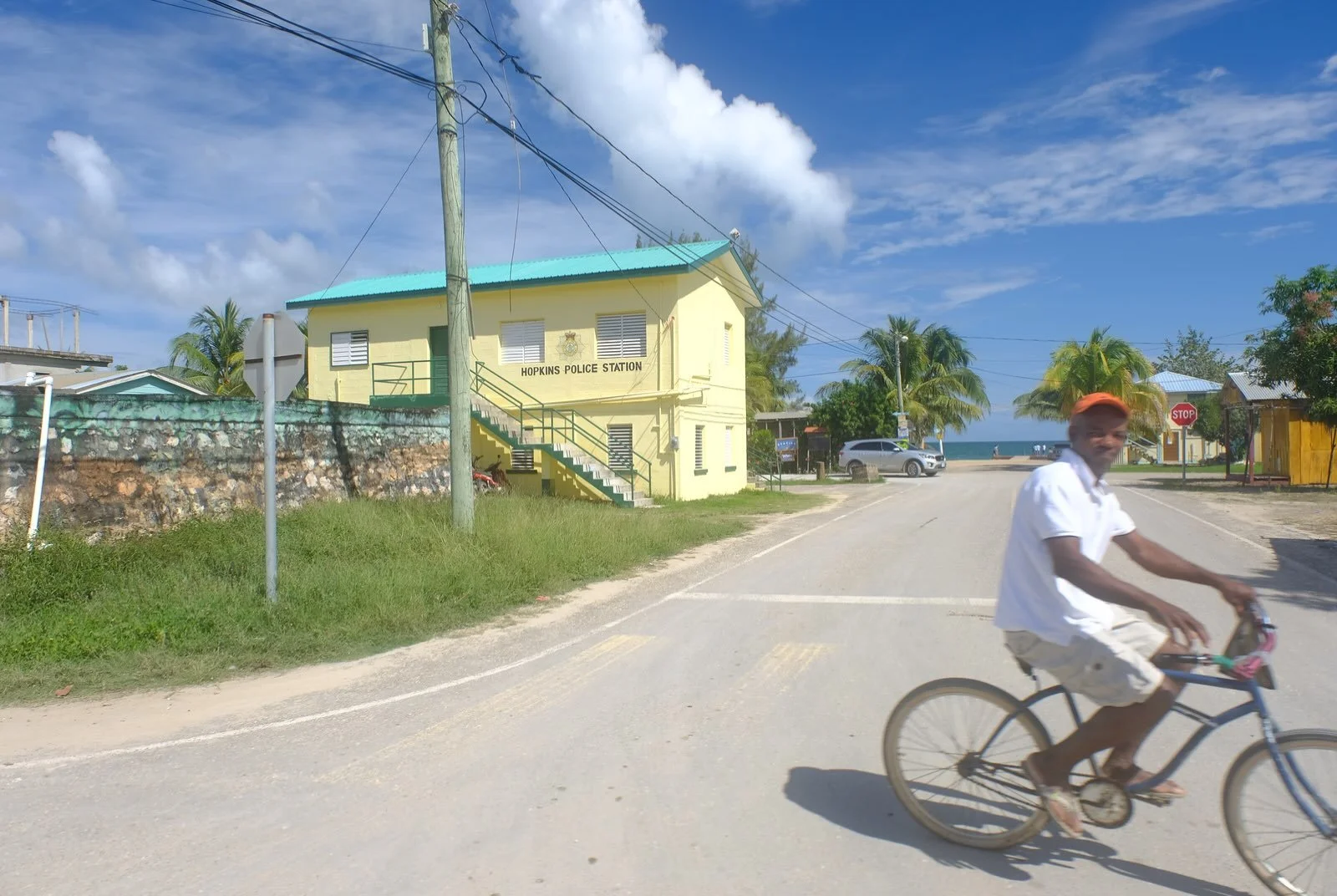 This week we join @worldcouncilofchurches in praying for Belize, Guatemala, Honduras, and Mexico.

God of life,
in the early light of this new day
I want to treasure the opportunity you give me
to wake up enveloped in your peace.
I know that today I 