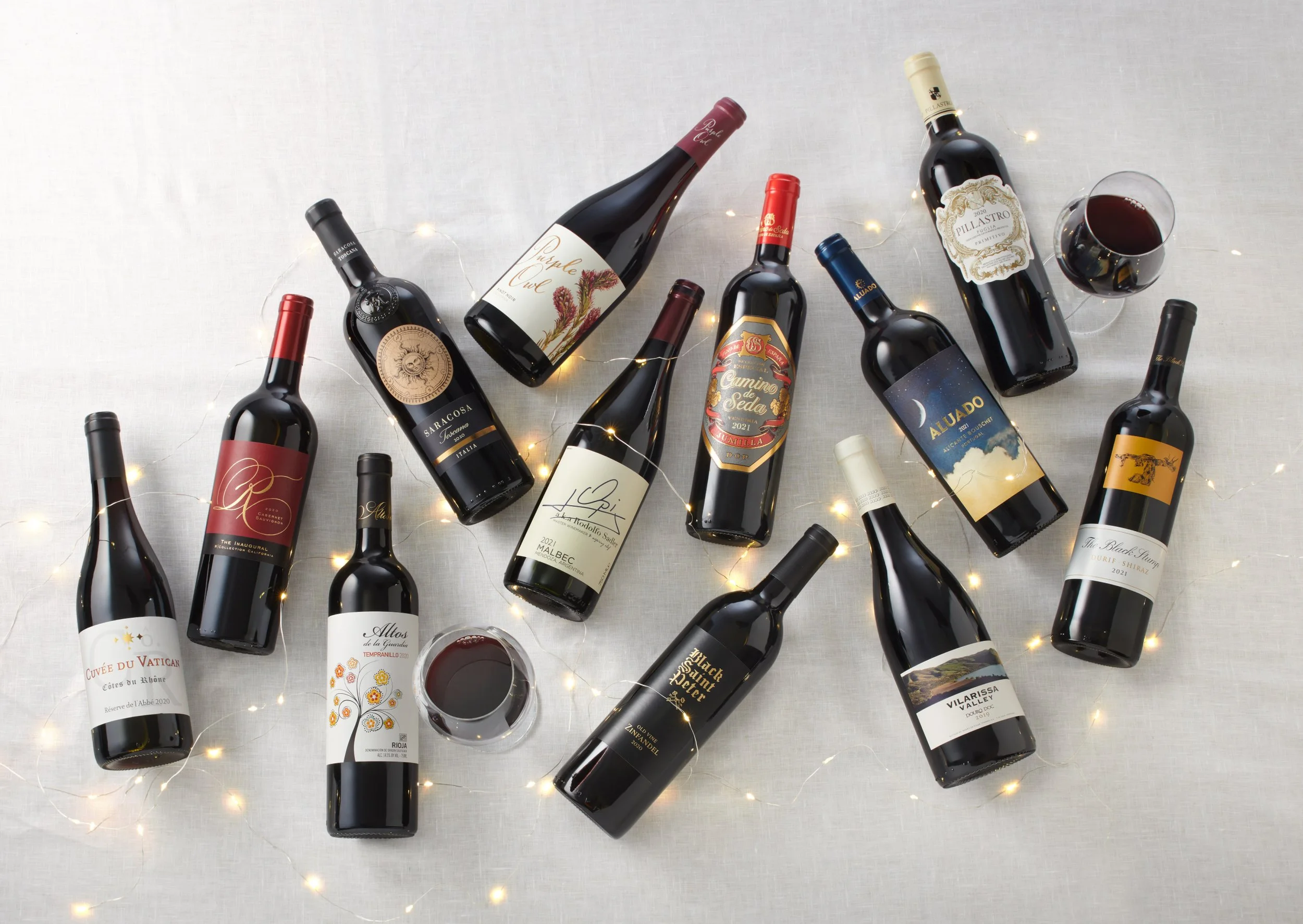 WSJ-Reg-Reds-Hol_DownLights_final 1.jpg